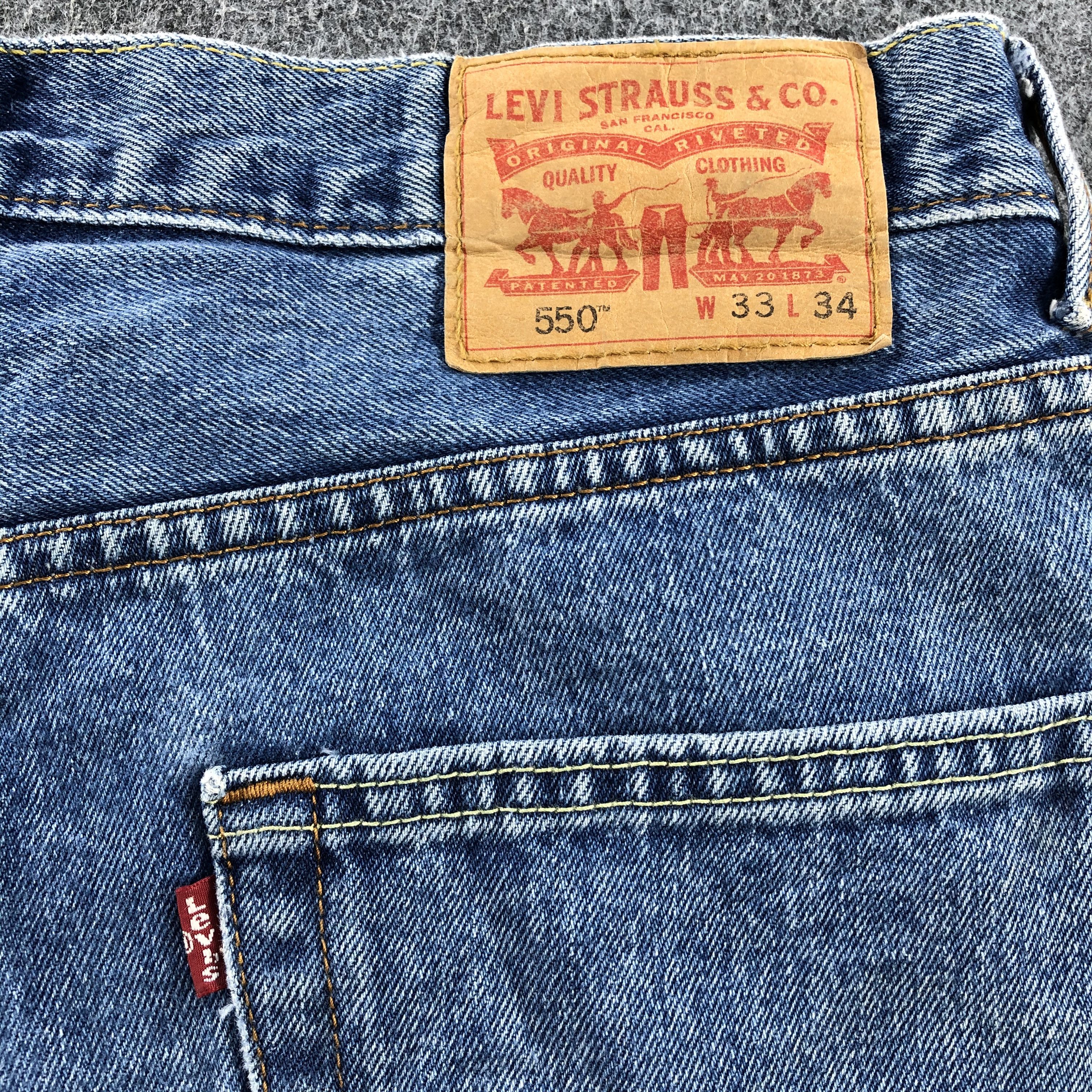 Levi's Vintage Blue Wash Levis 550 Jeans- J1369 Size US 33 - 5 Thumbnail