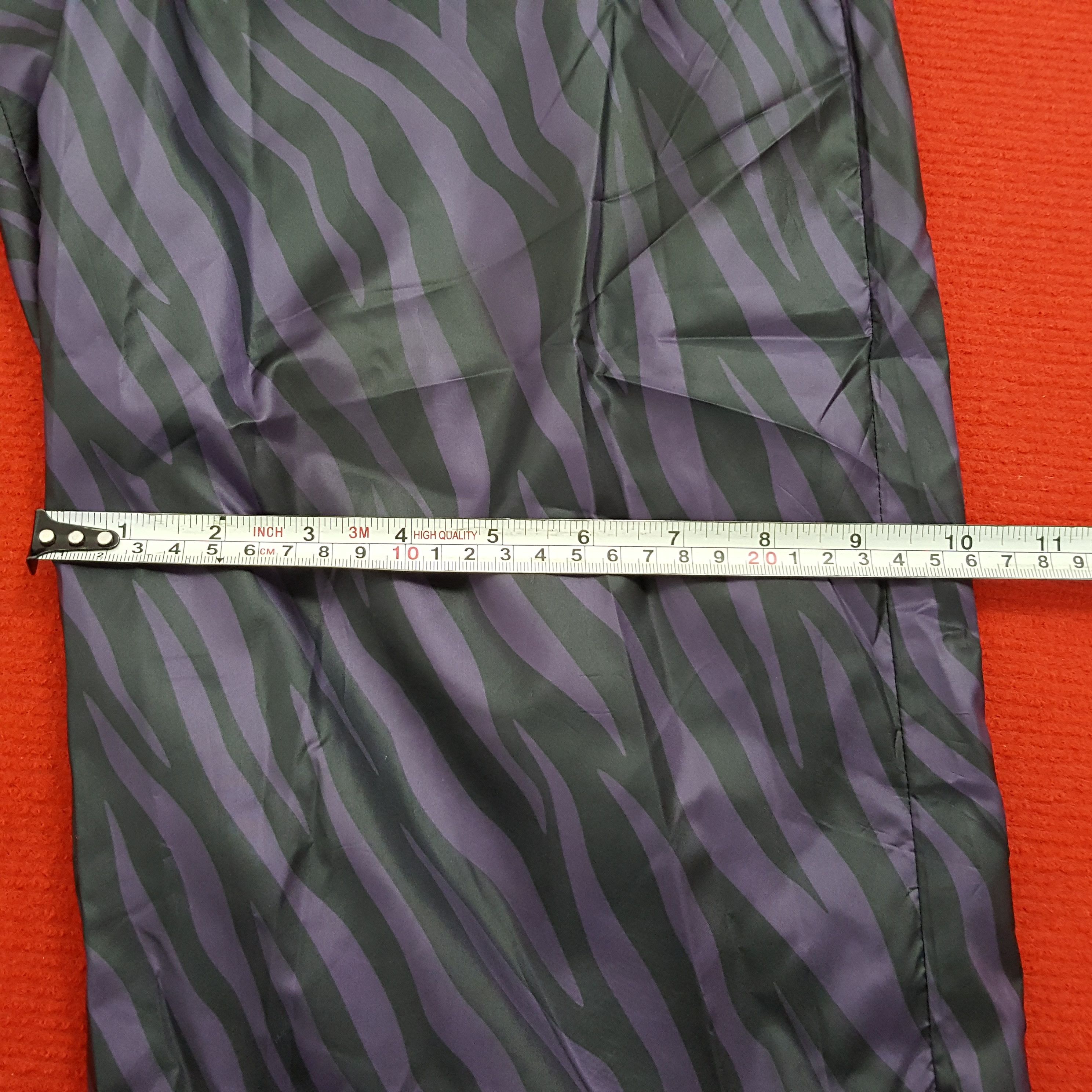 Nike × Vintage Nike Small Logo Design Sportswear Pants Size US 28 / EU 44 - 10 Thumbnail