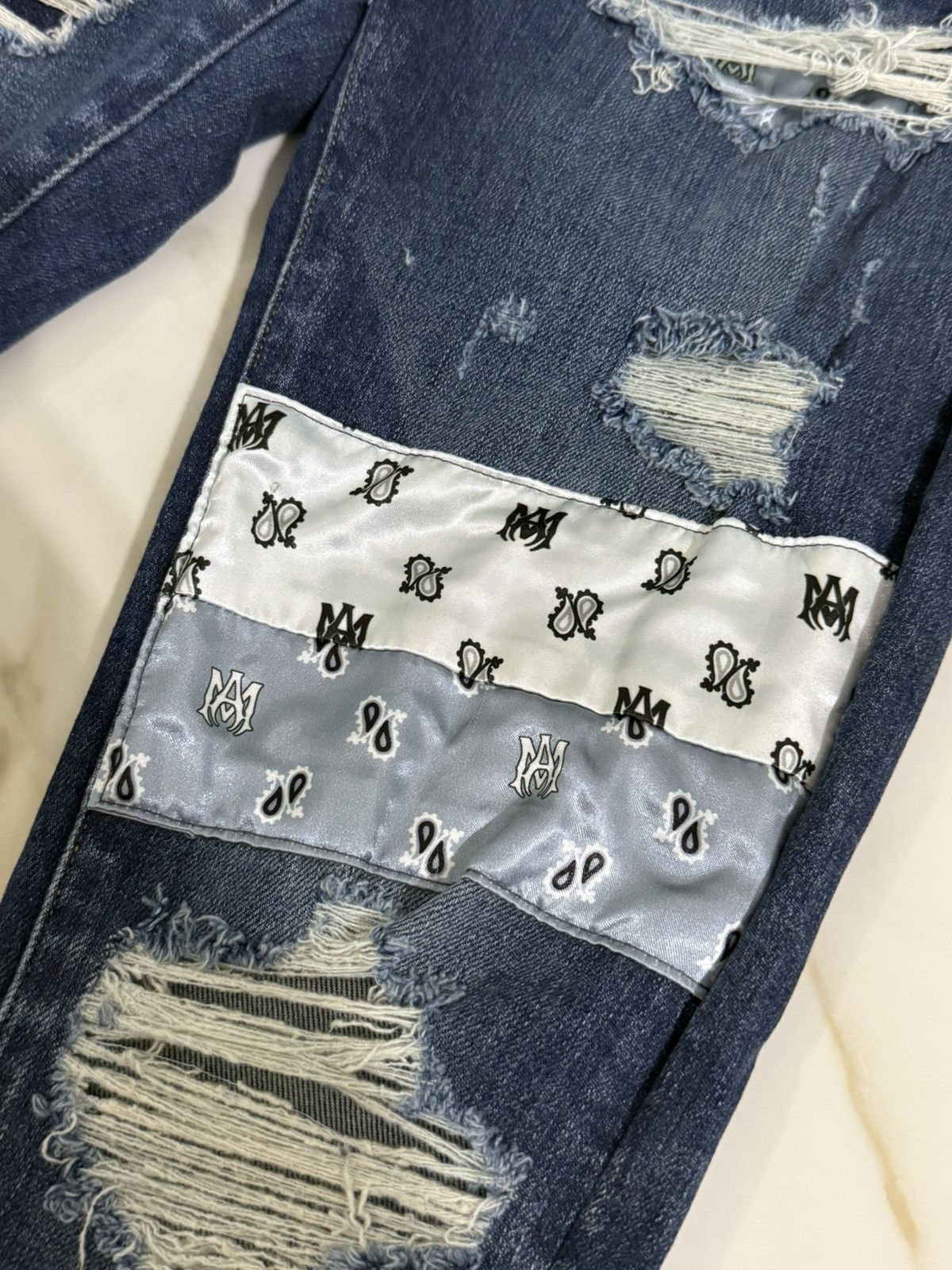 Amiri Amiri Bandana Size US 29 - 2 Thumbnail
