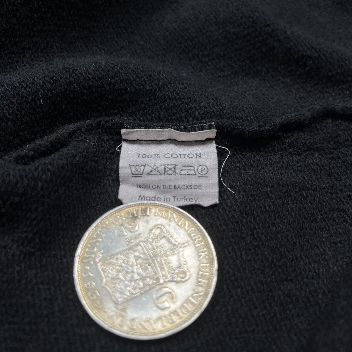 Dries Van Noten Dries Van Noten Unique T-Shirt Size US S / EU 44-46 / 1 - 6 Thumbnail