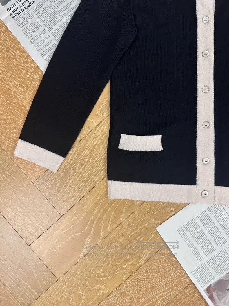 Prada Prada Solid colour round neck single-breasted wool sweater Size XS / US 0-2 / IT 36-38 - 4 Thumbnail