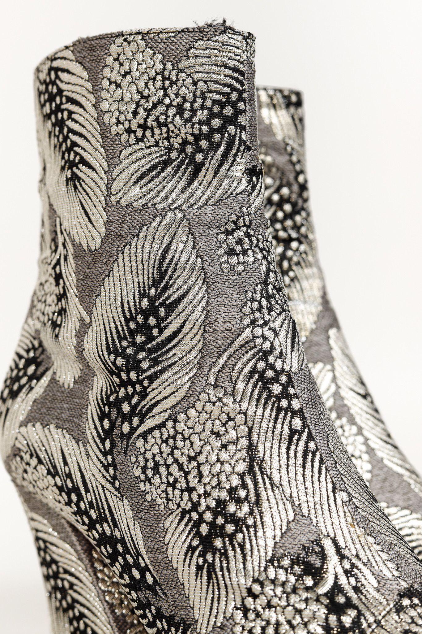 Dries Van Noten Dries Van Noten SS/18 Runway Silver Jacquard Ankle Boots Size US 6.5 / IT 36.5 - 7 Thumbnail