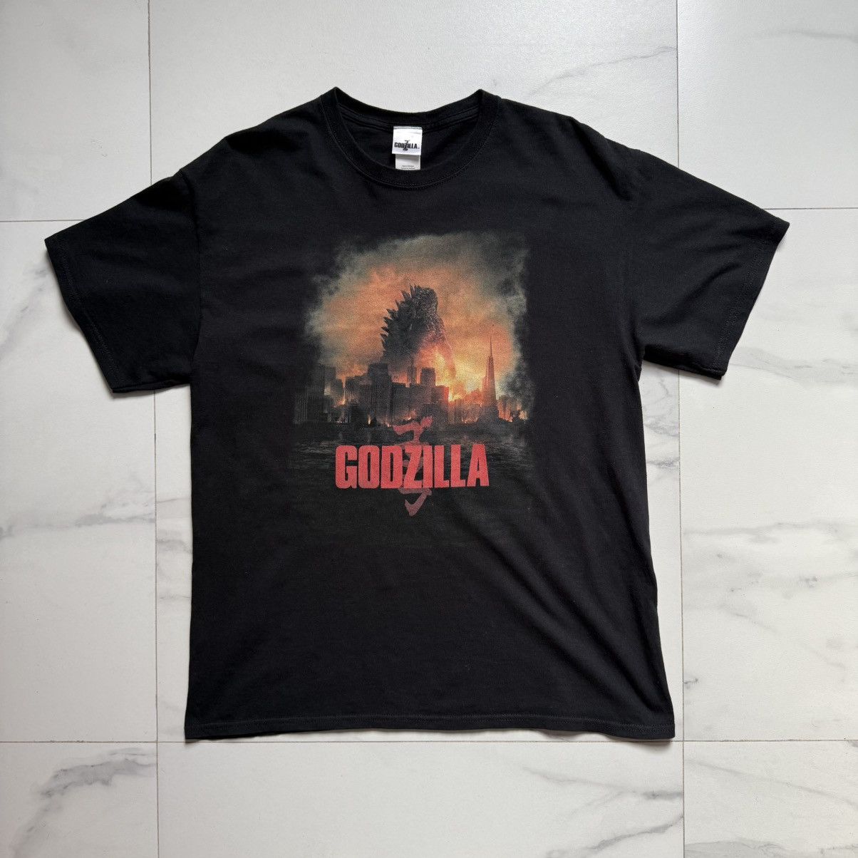 Japanese Brand × Warner Bros Godzilla 2015 Movie Poster Tee Size US L / EU 52-54 / 3 - 2 Thumbnail
