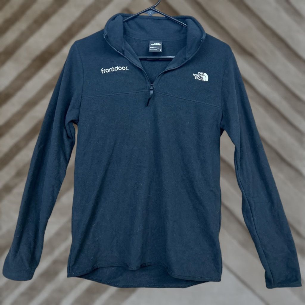 The North Face The North Face Womens Sweater Black 1/4 Zip Lightweight Super Soft Medium Size M / US 6-8 / IT 42-44 - 1 Thumbnail