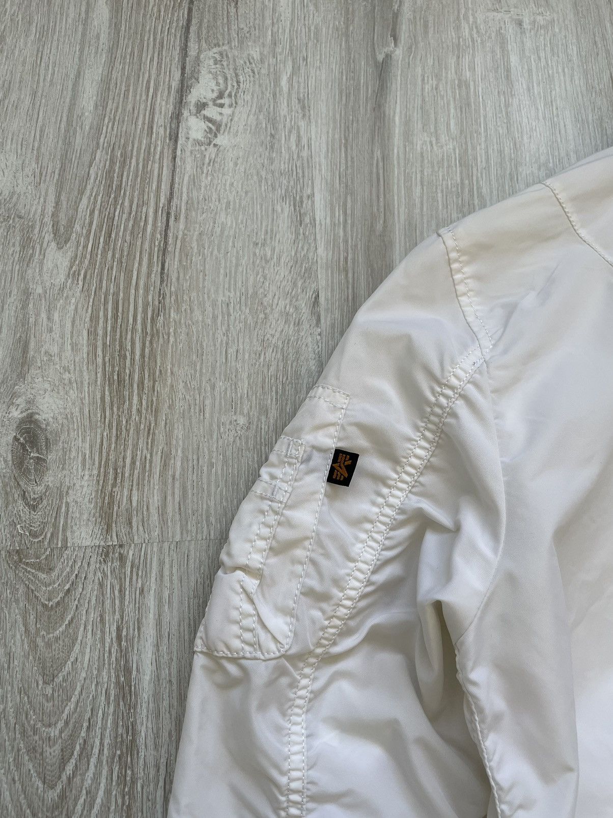 Alpha Industries × Vintage Alpha Industries Bomber MA-1 Flyers Jacket Women's White Size S / US 4 / IT 40 - 14 Thumbnail