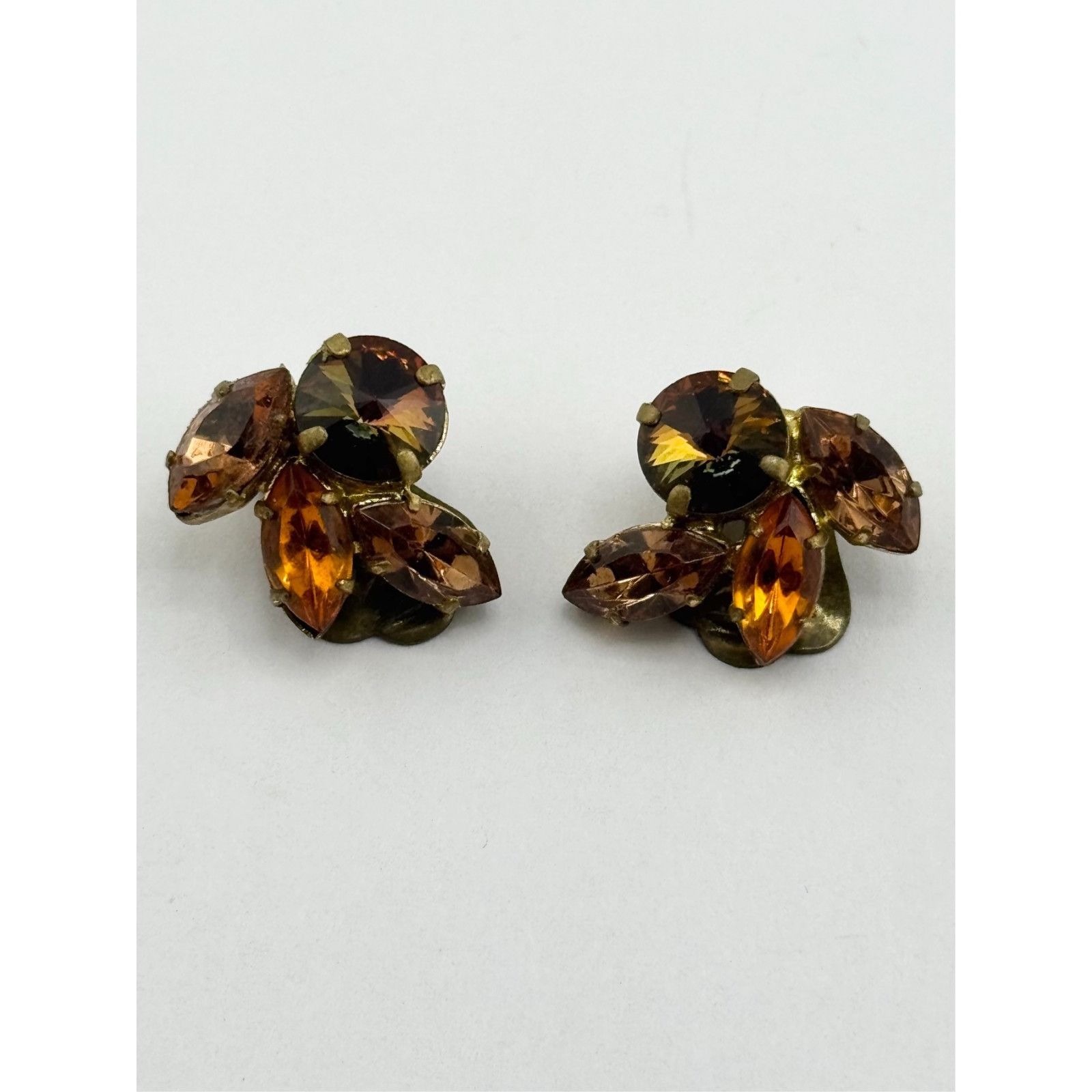 Vintage Vintage made in Austria brown rhinestone clip on earrings Size ONE SIZE - 4 Thumbnail