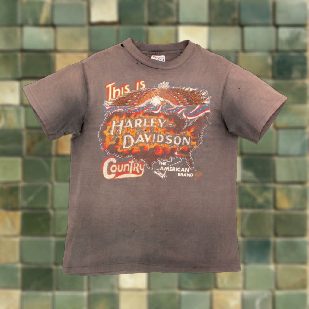 Hanes VINTAGE Harley Davidson Shirt Men 80s This Is Country Eagle TShirt Gray M Hanes Cotton Graphic Tee 1980s Mens Size US M / EU 48-50 / 2 - 1 Thumbnail