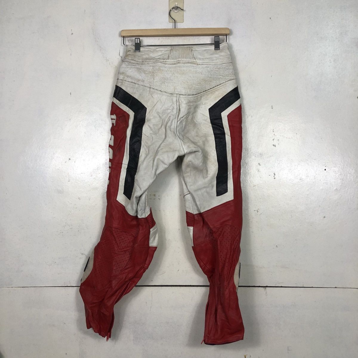 Japanese Brand 📌Vintage Leather Biker Pants Plicana Big Logo Size US 26 / EU 42 - 10 Thumbnail