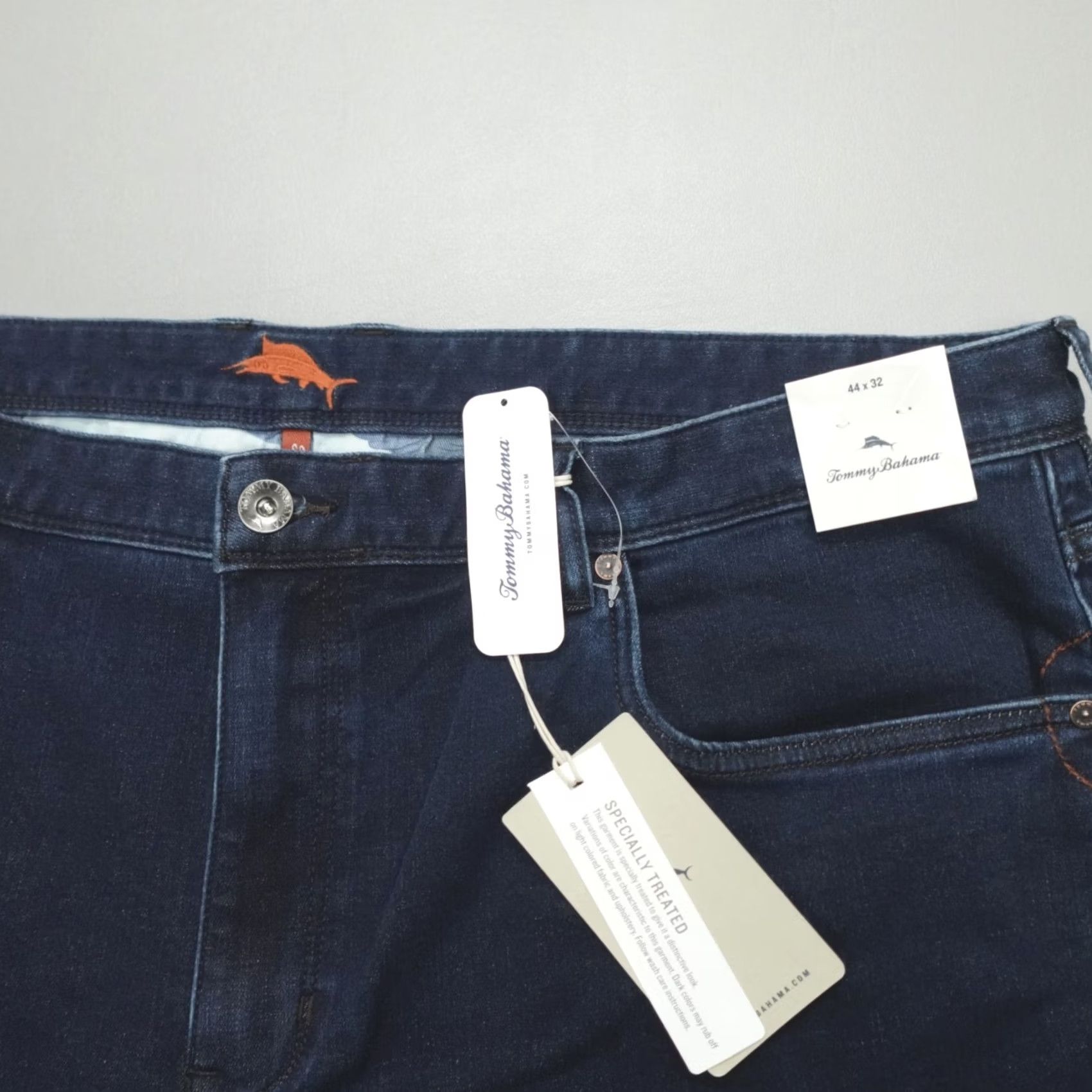 Tommy Bahama Tommy Bahama Jeans Men's Boracay Size 44x32 Dark Rinse Wash ST124366 Size US 44 / EU 60 - 2 Thumbnail