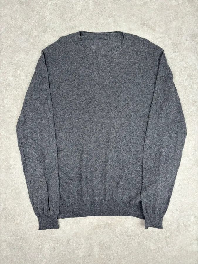Prada SS2010 Prada Grey Cotton Cashmere Red Logo Patch Sweater Size US L / EU 52-54 / 3 - 1 Thumbnail