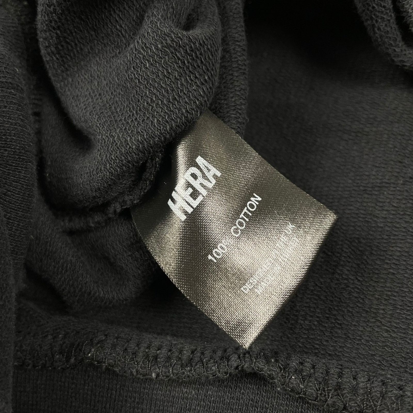 Other Hera Black Hoodie Sweatshirt M Size US M / EU 48-50 / 2 - 10 Thumbnail