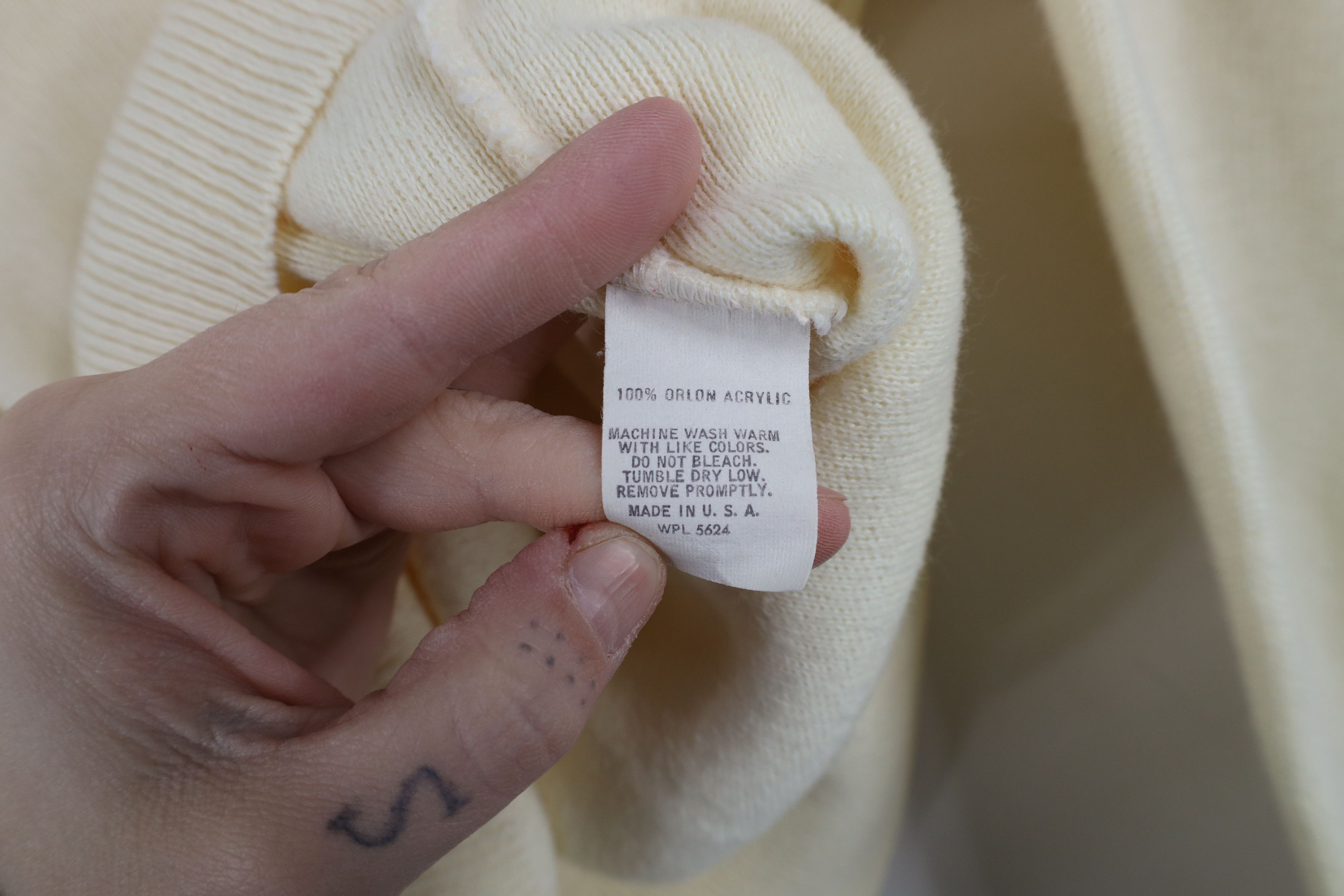 Vintage Vintage 70s Streetwear Feed Farmer Knit Sweater Cream USA Size L / US 10 / IT 46 - 11 Thumbnail