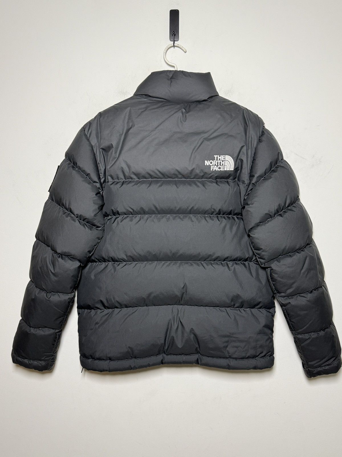 The North Face The North Face Nuptse 700 Down Jacket Size US M / EU 48-50 / 2 - 7 Thumbnail
