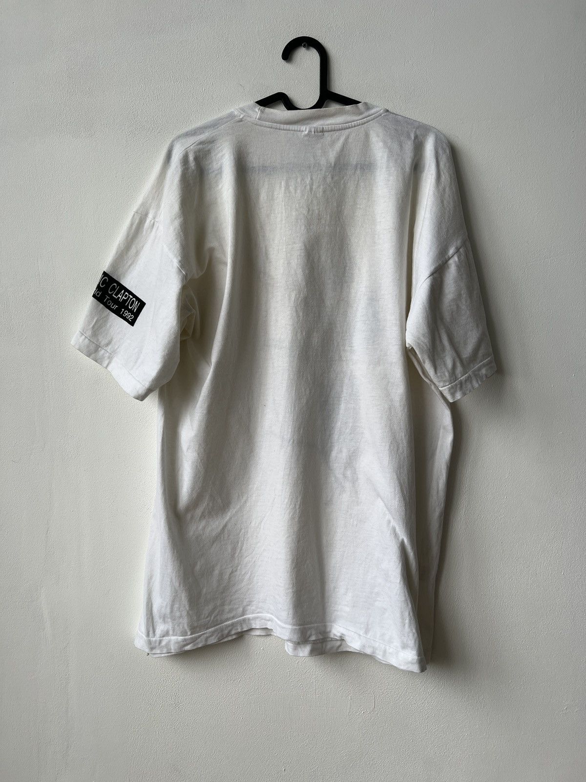 Vintage Vintage Eric Clapton 1992 World Tour White Tshirt Size XL Size US XL / EU 56 / 4 - 9 Thumbnail