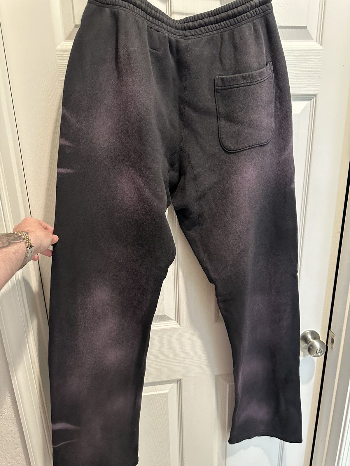 HELLSTAR HELLSTAR Airbrushed Skull Flare bottom Sweatpants Size US 34 / EU 50 - 7 Thumbnail