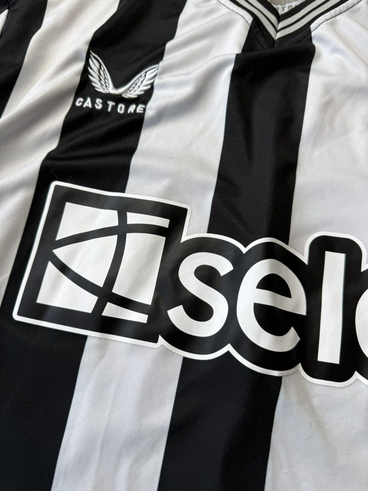 Castore Newcastle Shirt Home 2023 Castore #39 Bruno G Official Size US XL / EU 56 / 4 - 12 Thumbnail