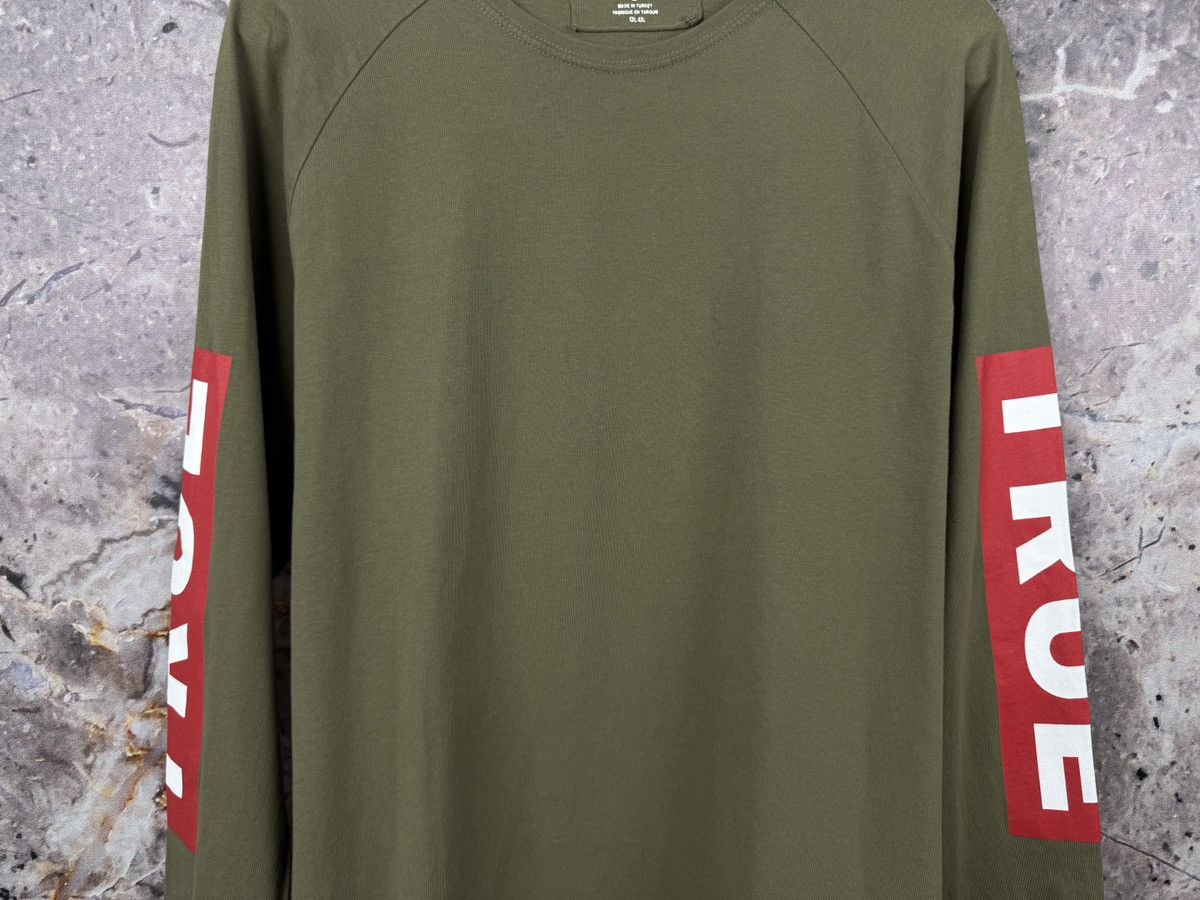 True Religion Men’s True Religion Long Sleeve Shirt Size XXL Size US XXL / EU 58 / 5 - 3 Thumbnail