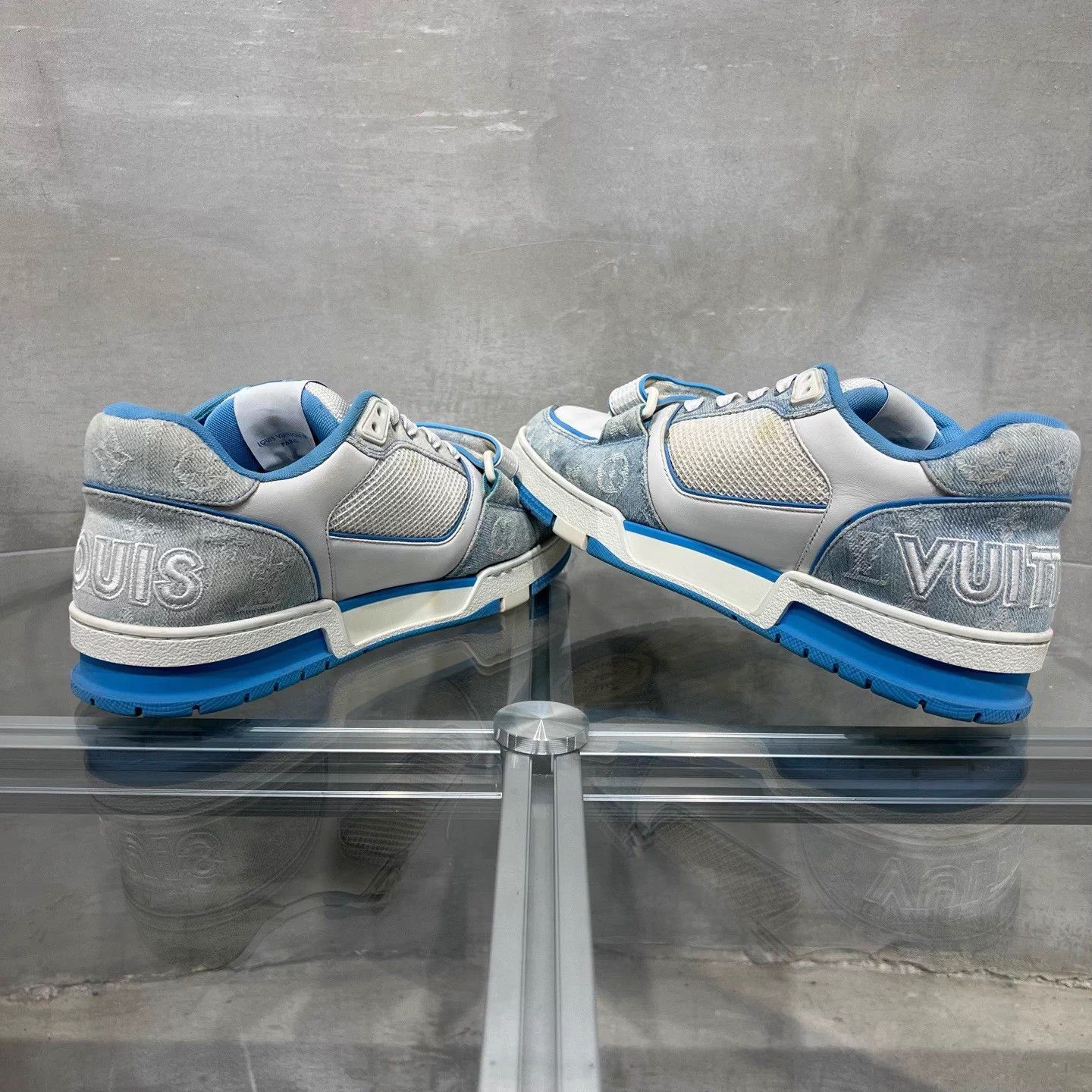 Louis Vuitton LV TRAINER White Blue Denim Velcro UK8.5/42.5 Size US 9.5 / EU 42-43 - 5 Thumbnail
