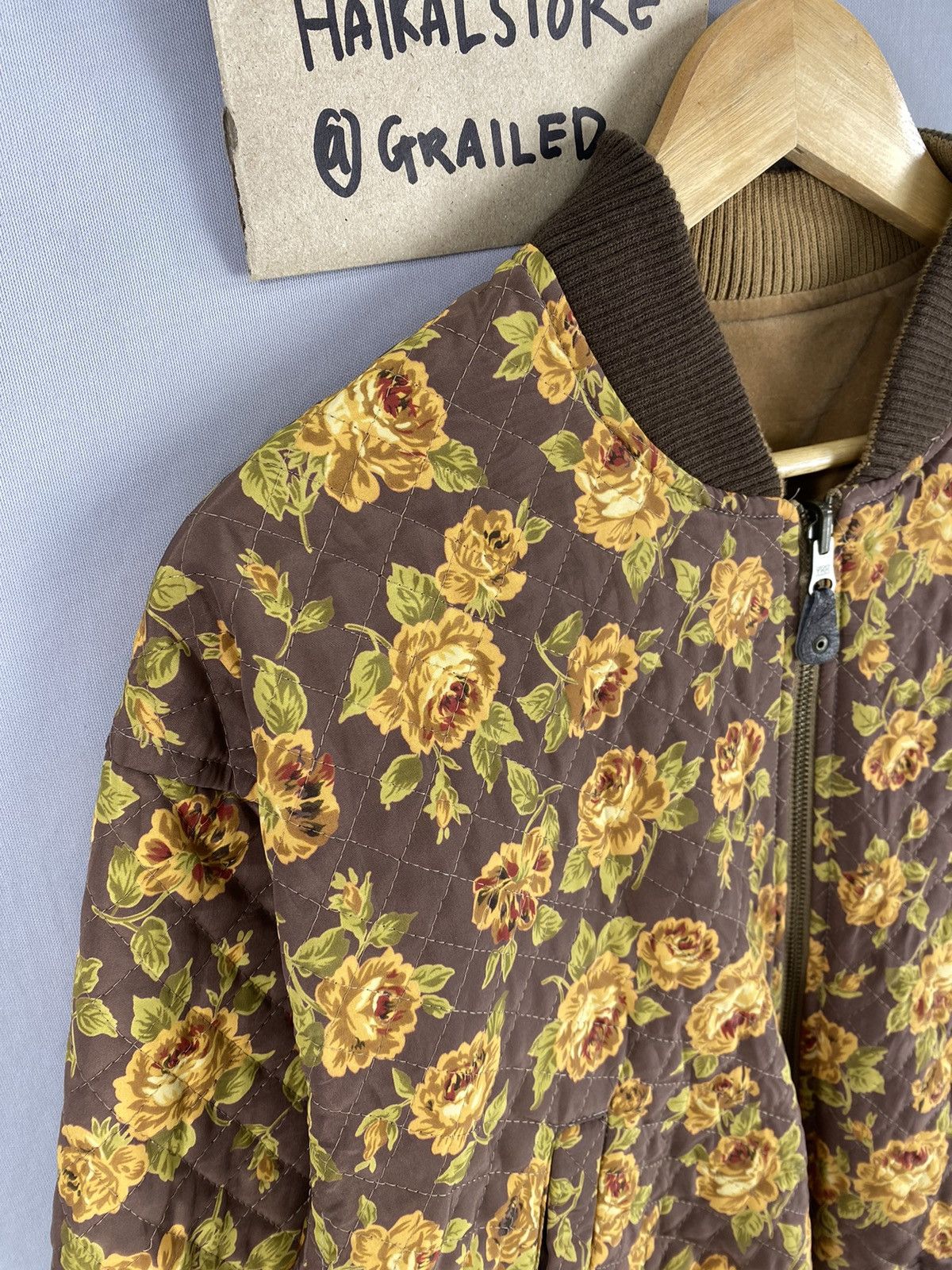 Designer Vintage Floral Bomber Reversible Quilted Jacket By Cabin Size US S / EU 44-46 / 1 - 2 Thumbnail
