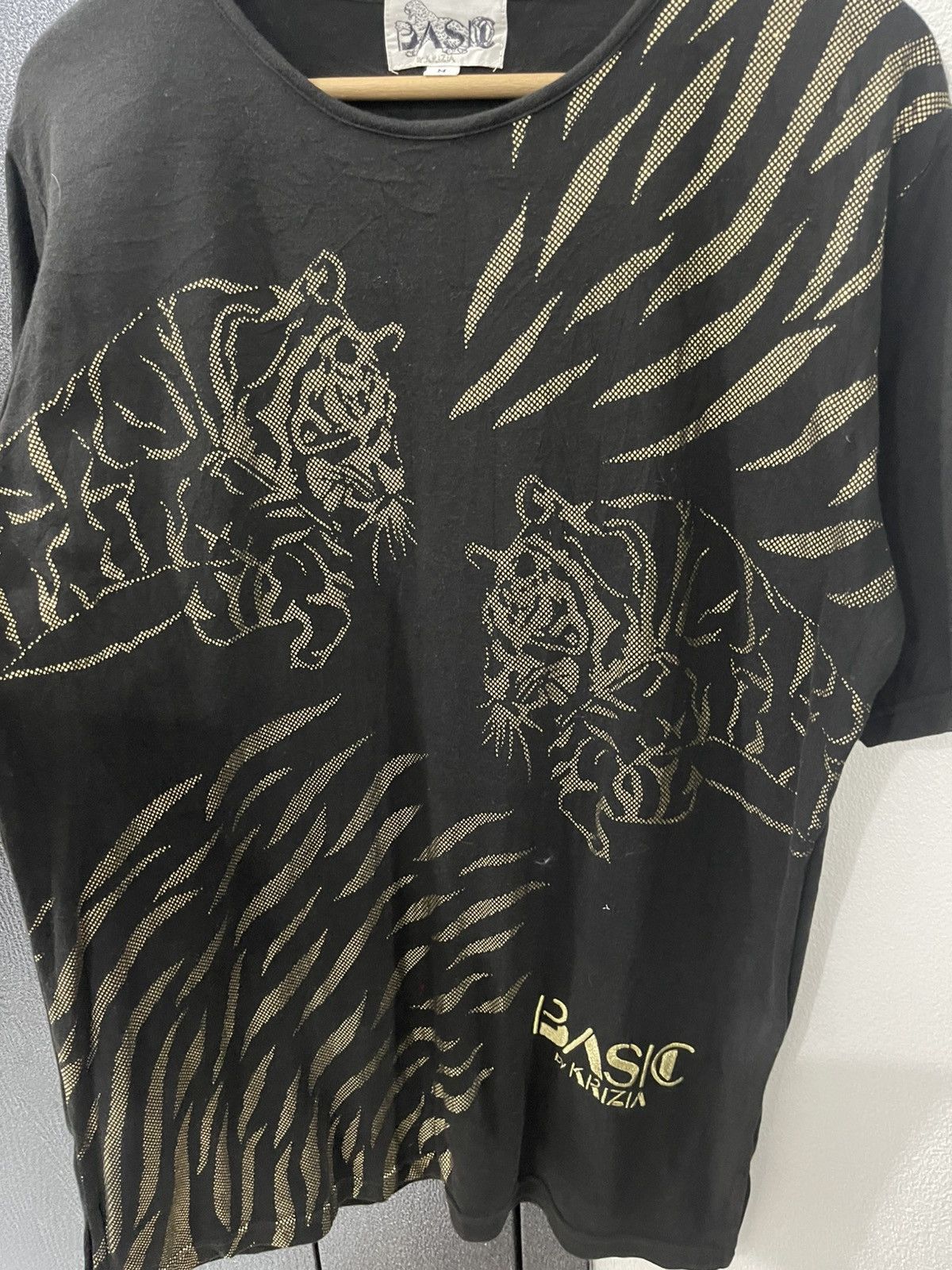 Krizia Vintage Basic by Krizia Tiger Print Tshirt Size M / US 6-8 / IT 42-44 - 6 Thumbnail