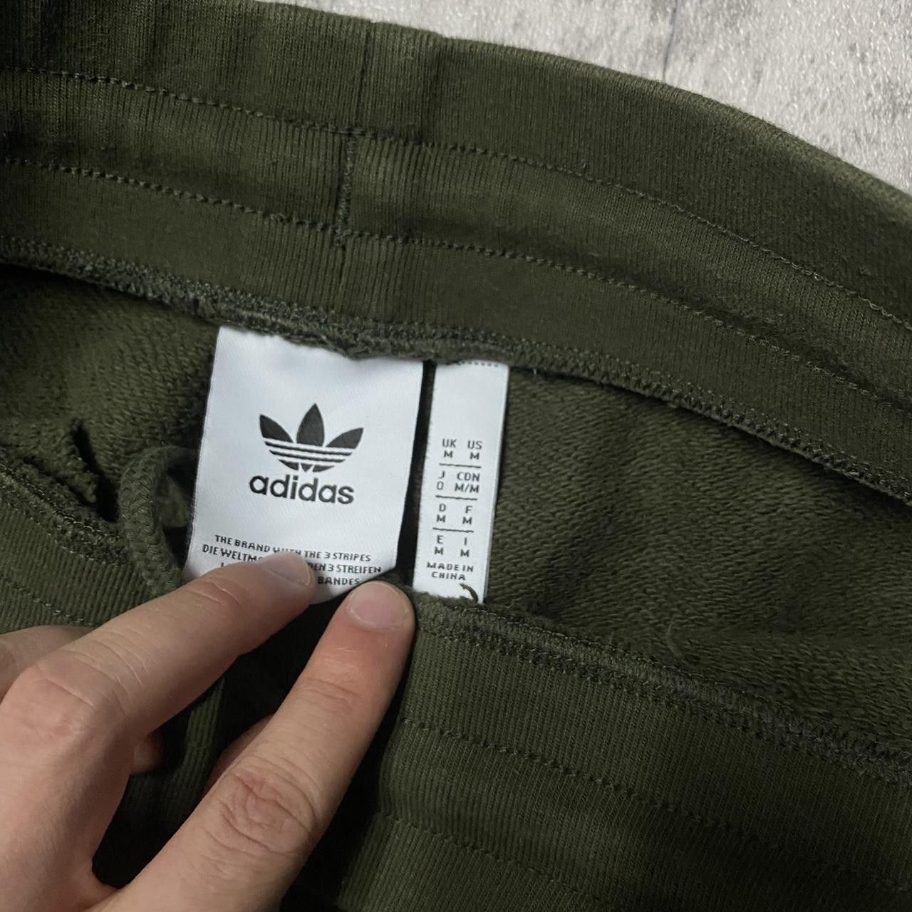 Adidas Khaki Adidas sweatpants with pockets #sweatpants Size US 32 / EU 48 - 3 Thumbnail