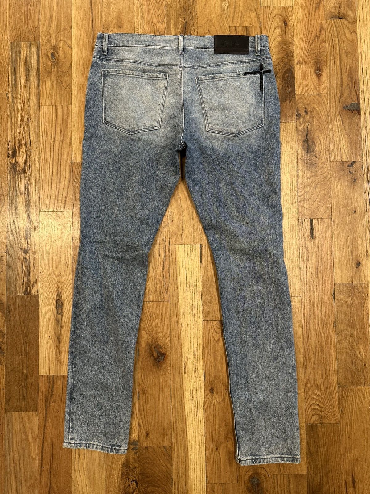 Rta Rta Small Spell Distressed Blue Denim Jeans Size 34 Size US 34 / EU 50 - 2 Thumbnail