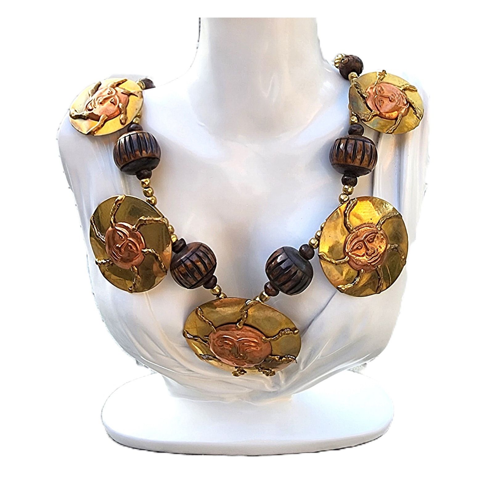 Vintage Artisan Contrast Brass Sun Disc Wood Bead Welded Necklace Size ONE SIZE - 9 Thumbnail