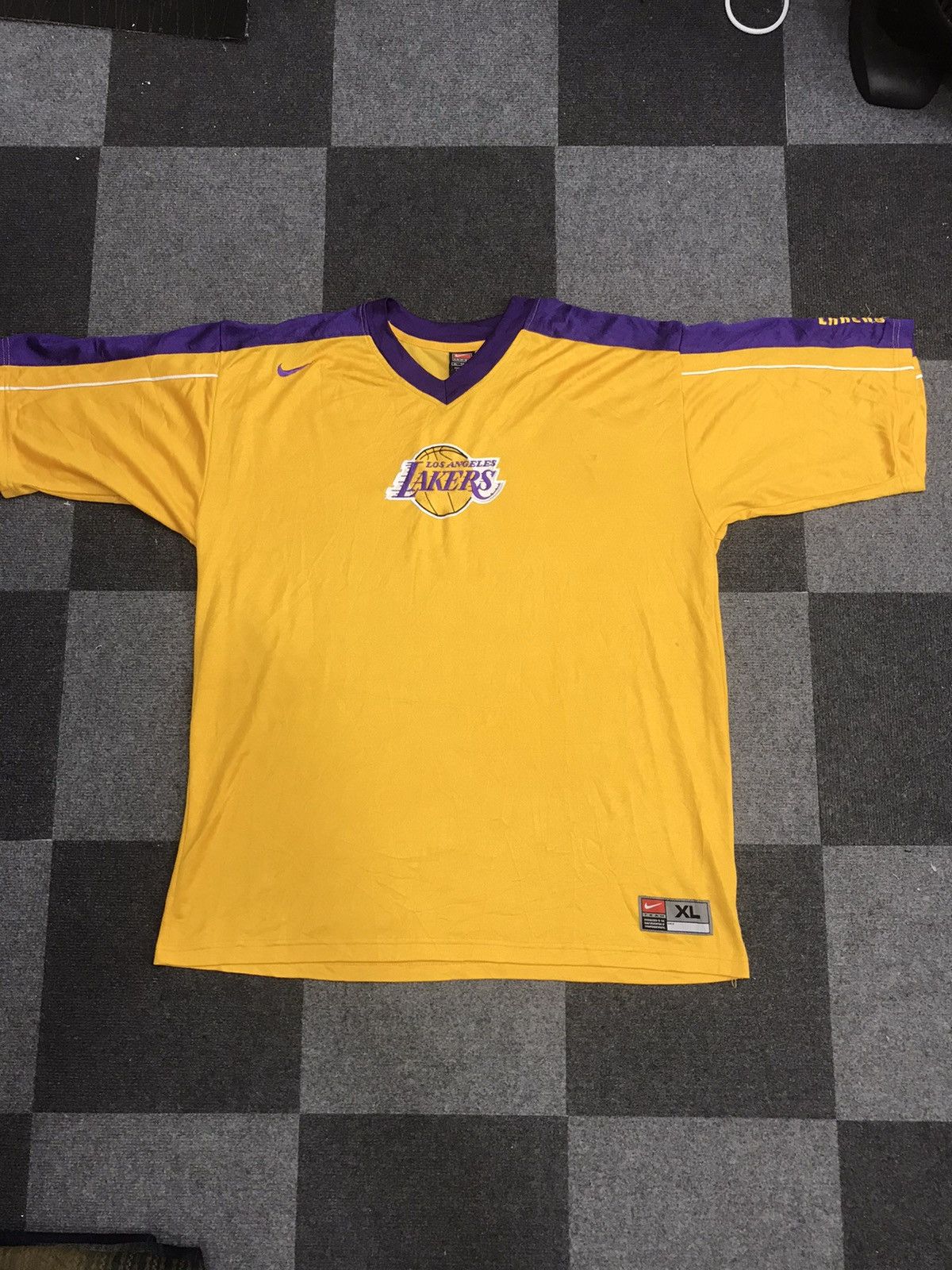 NBA × Nike × Vintage Vintage NIKE LAKERS Jersey Size US XL / EU 56 / 4 - 2 Thumbnail