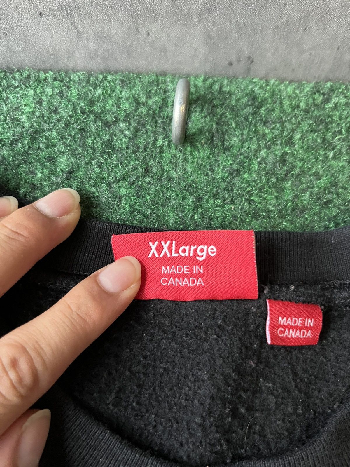 Supreme USED SUPREME BOGO CREWNECK SIZE XL Size US XL / EU 56 / 4 - 7 Thumbnail