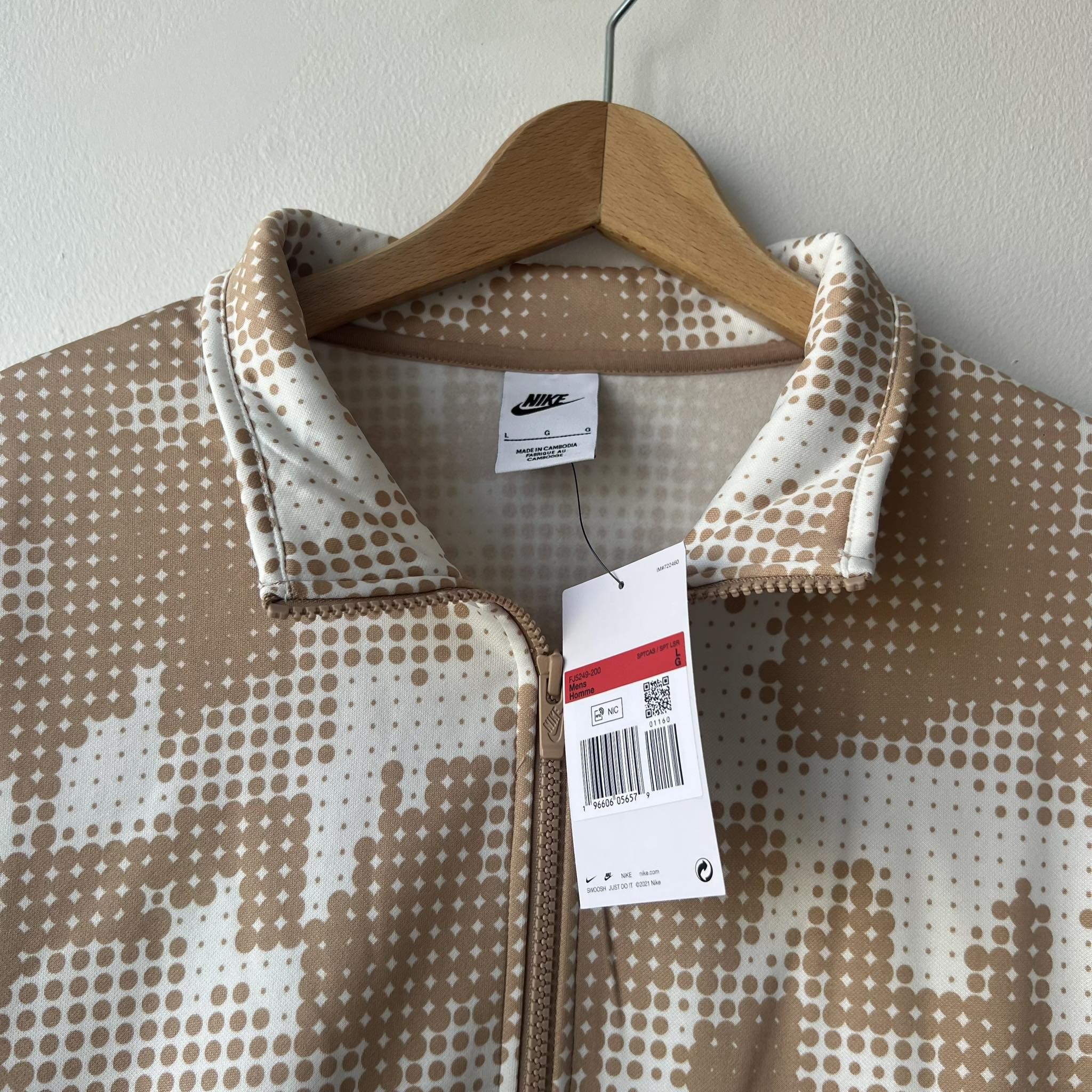 Nike Nike Fleece Pocket Halfzip Jacket Beige Print Size US L / EU 52-54 / 3 - 2 Thumbnail