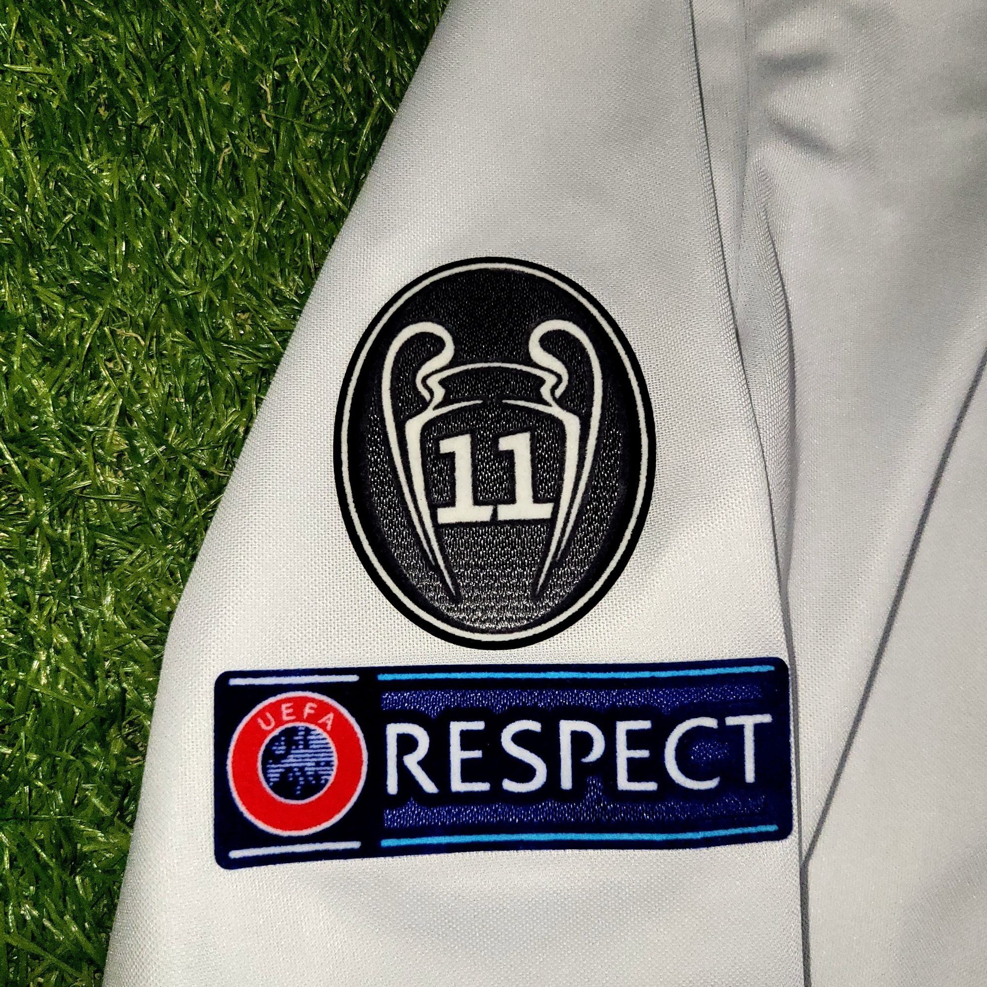 Adidas Ronaldo Real Madrid 2016 2017 Soccer Jersey XL Size US XL / EU 56 / 4 - 6 Thumbnail