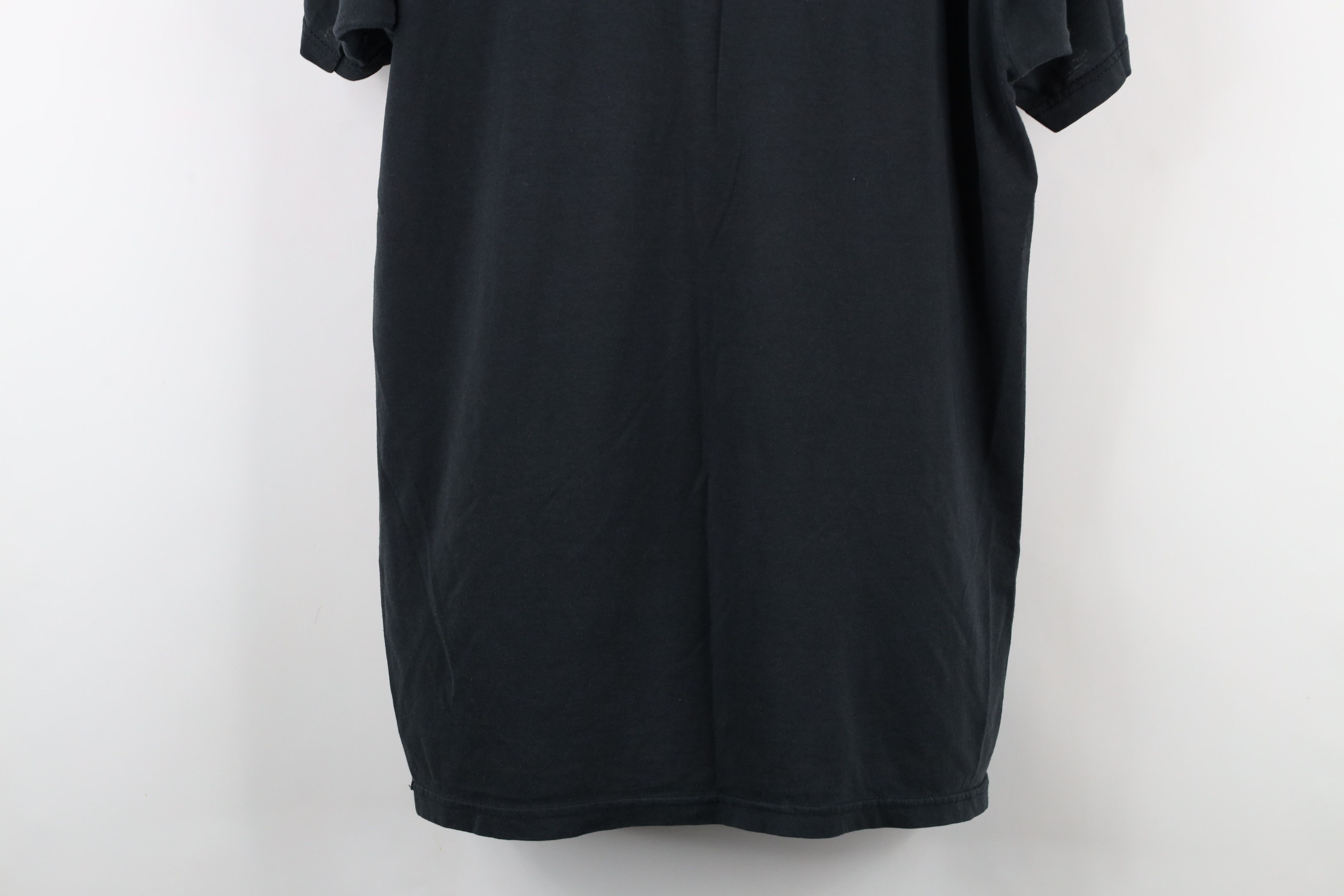 Vintage Vintage 90s Streetwear Blank Thin Pocket T-Shirt Black Size US M / EU 48-50 / 2 - 13 Thumbnail