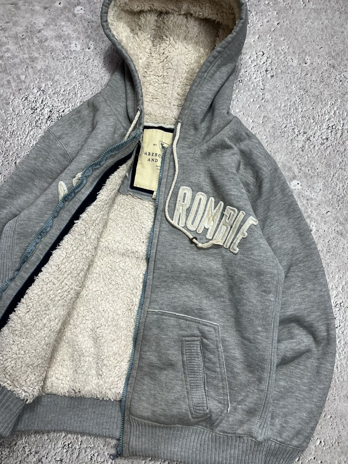 Abercrombie & Fitch Abercrombie Fitch Sherpa Lined Zip Hoodie Gray Size M Jacket Size US M / EU 48-50 / 2 - 6 Thumbnail