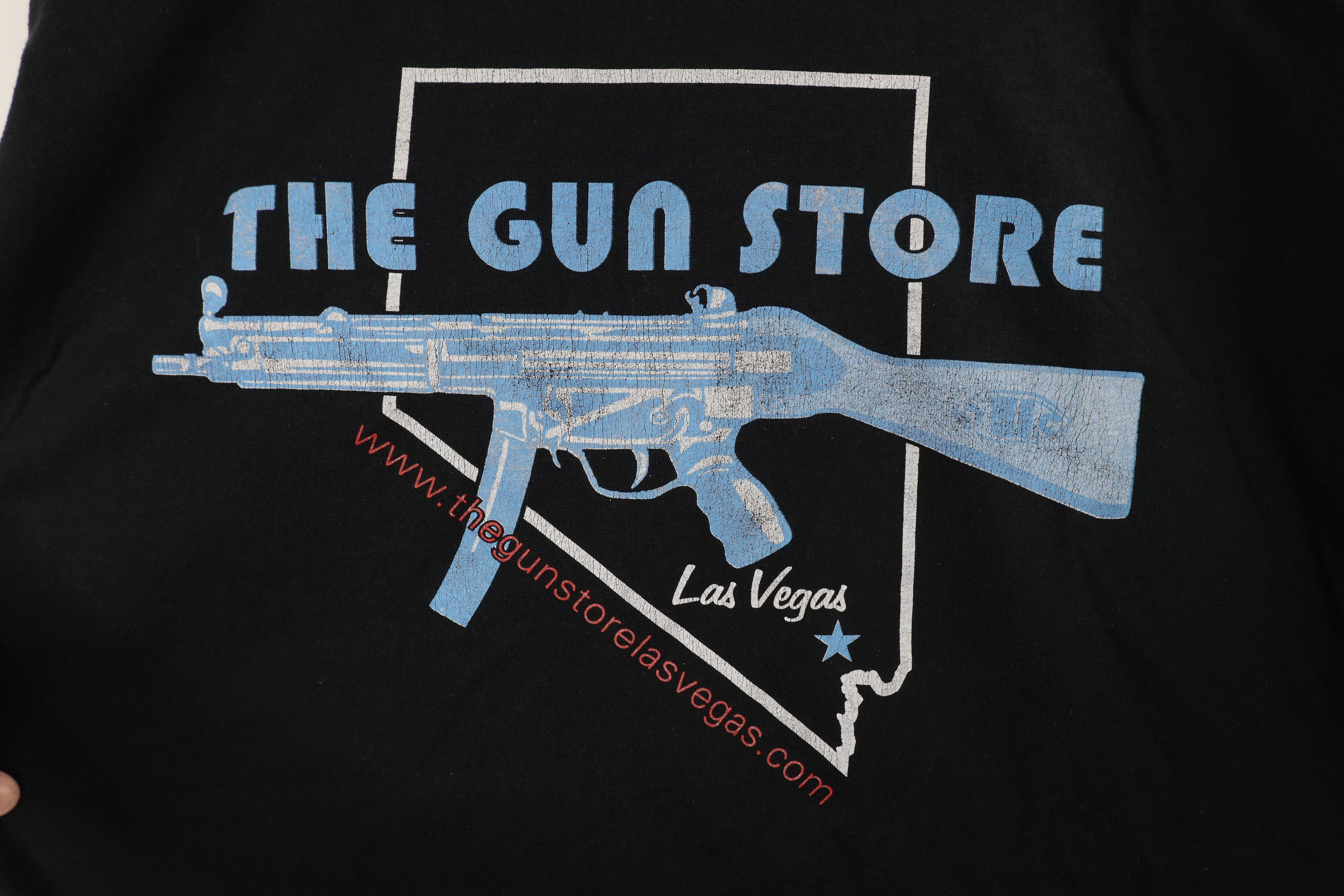 Vintage Vintage Spell Out The Gun Store Las Vegas T-Shirt Black Size US XL / EU 56 / 4 - 7 Thumbnail