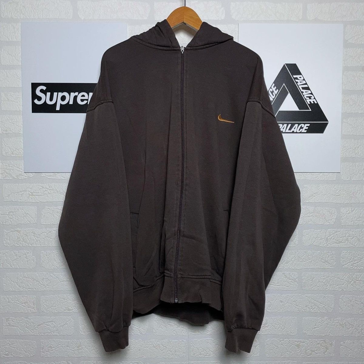 Nike RARE Vintage Nike Brown Zip Hoodie 90s Size US XL / EU 56 / 4 - 1 Thumbnail