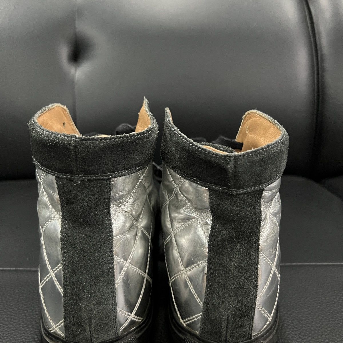 Marc Jacobs Marc Jacobs Metallic Suede High-Top Sneakers Size US 7 / EU 40 - 16 Thumbnail