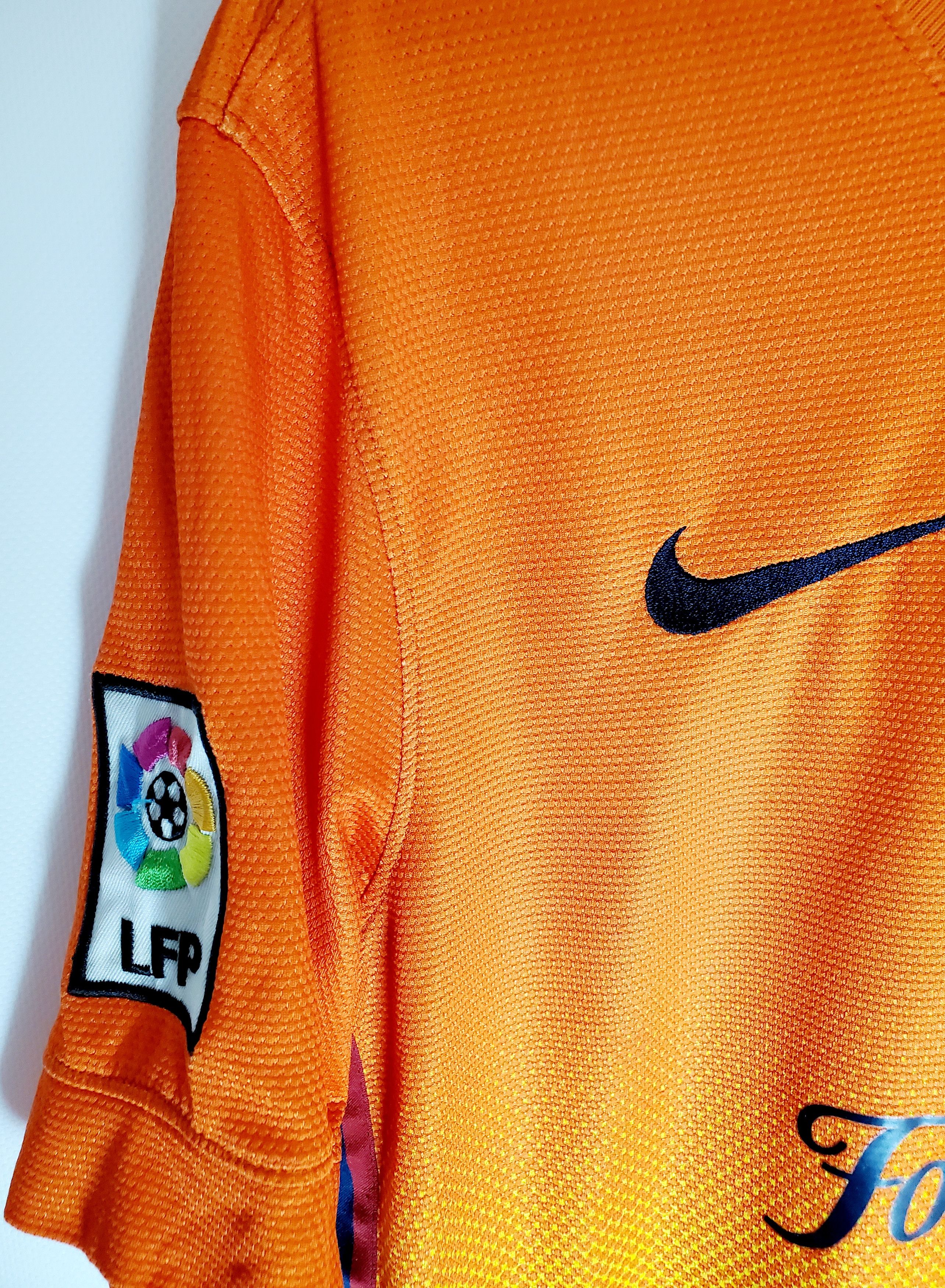 Nike BARCELONA 2012 2013 AWAY FOOTBALL SHIRT SOCCER JERSEY Size S Size US S / EU 44-46 / 1 - 3 Thumbnail
