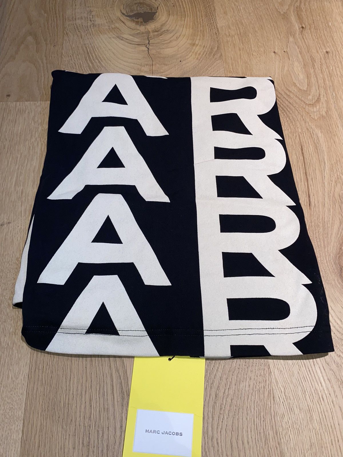 Marc Jacobs MARC JACOBS LOGO ONE SIZE TEE Size US XL / EU 56 / 4 - 2 Thumbnail
