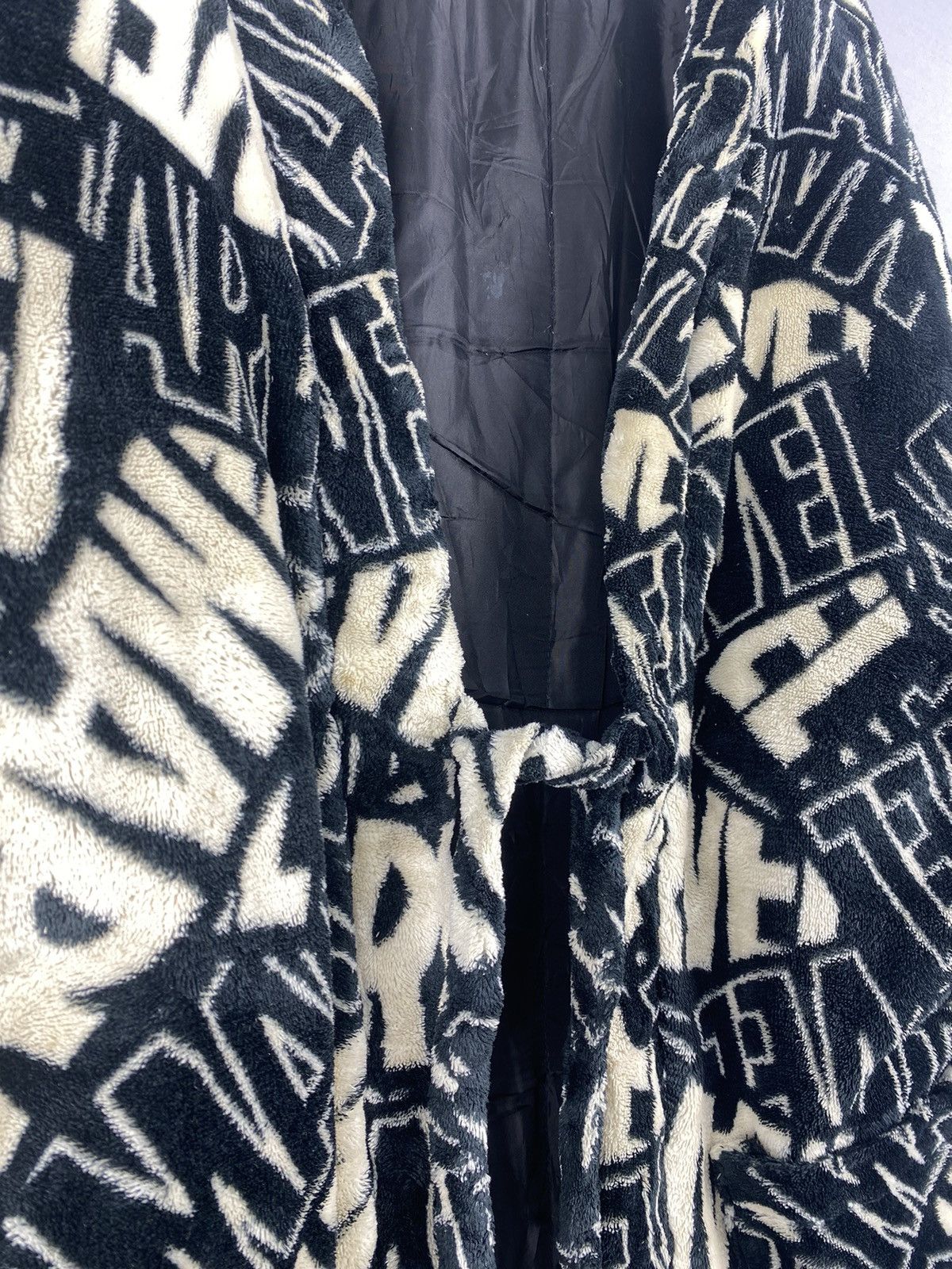 Japanese Brand Y2k Marvel Fullprint Fleece Kimono Jacket Size US L / EU 52-54 / 3 - 8 Thumbnail