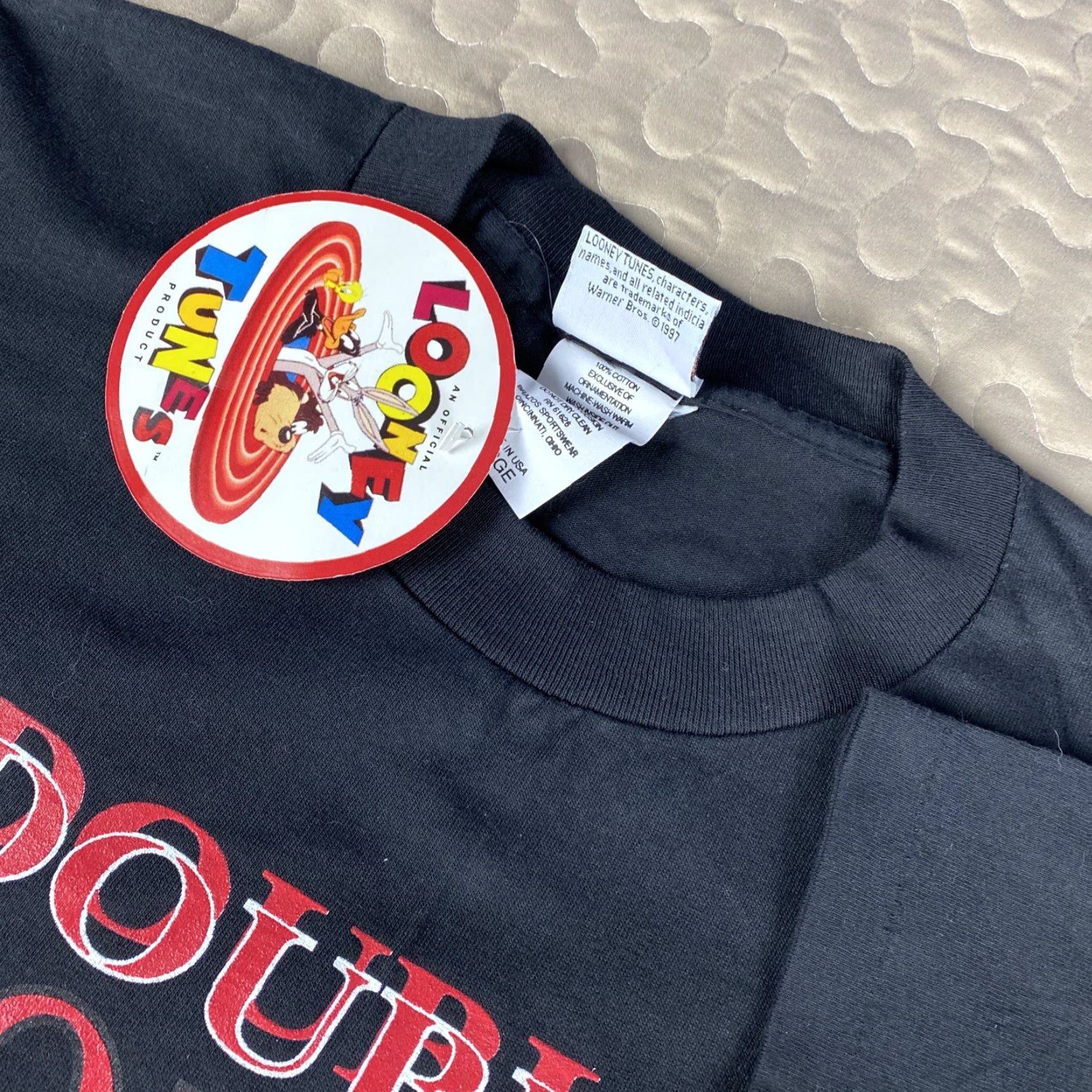 Vintage VINTAGE Looney Tunes Taz & Sylvester Double Trouble Shirt USA L Single Stitch Mens Black T-Shirt Size US L / EU 52-54 / 3 - 3 Thumbnail