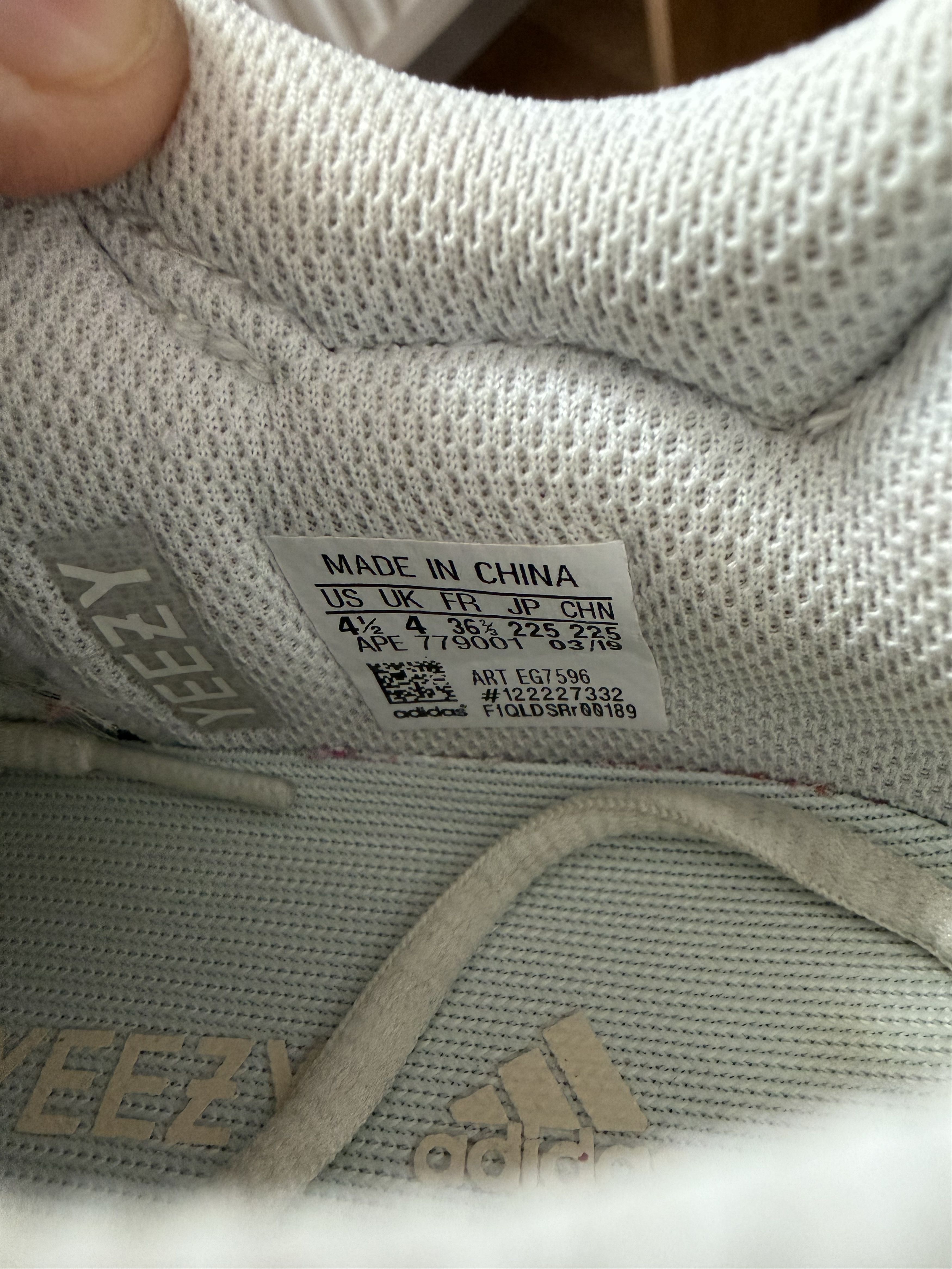 Adidas ADIDAS Yeezy Boost 700 "Analog" Men's/Kids Sneakers Size US 5 / EU 37 - 13 Thumbnail