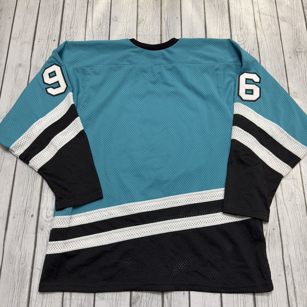 Mitchell & Ness × Mtv × Vintage Vintage 1996 MTV All Star Face Off hockey jersey Size US XL / EU 56 / 4 - 2 Thumbnail