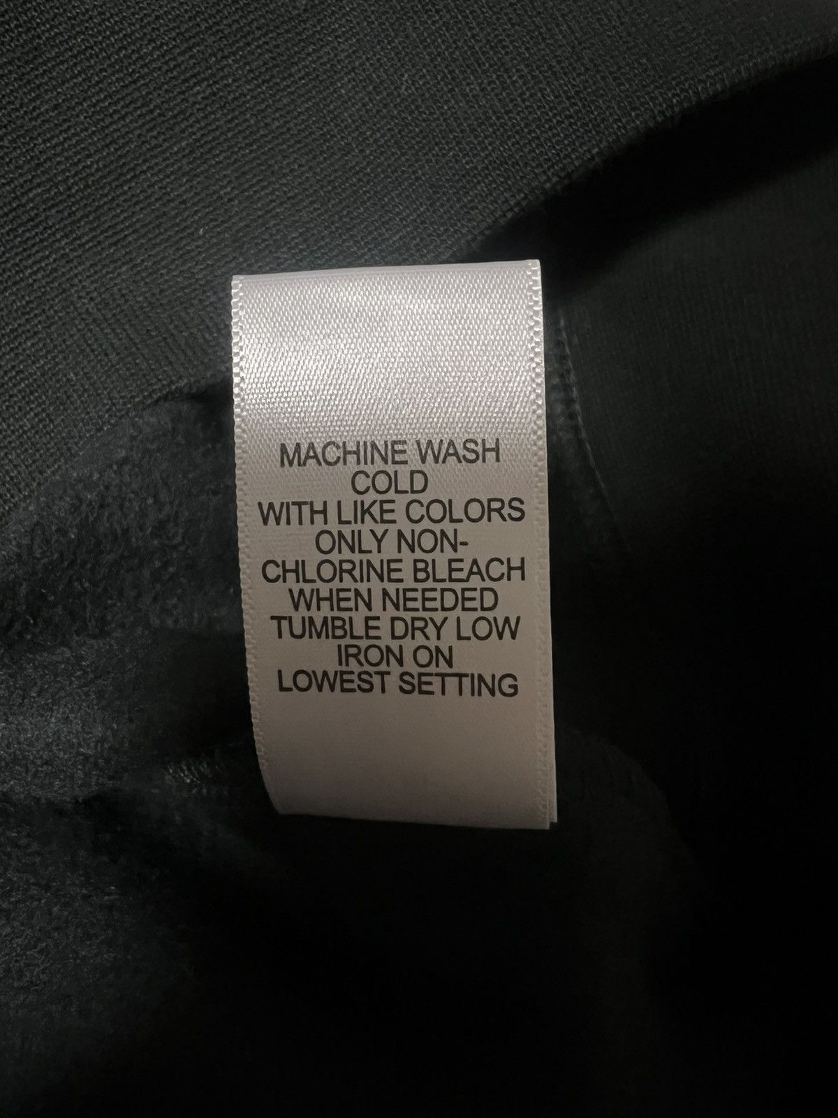 Fear of God Fear of God Essentials Hoodie reflective logo Size US L / EU 52-54 / 3 - 6 Thumbnail