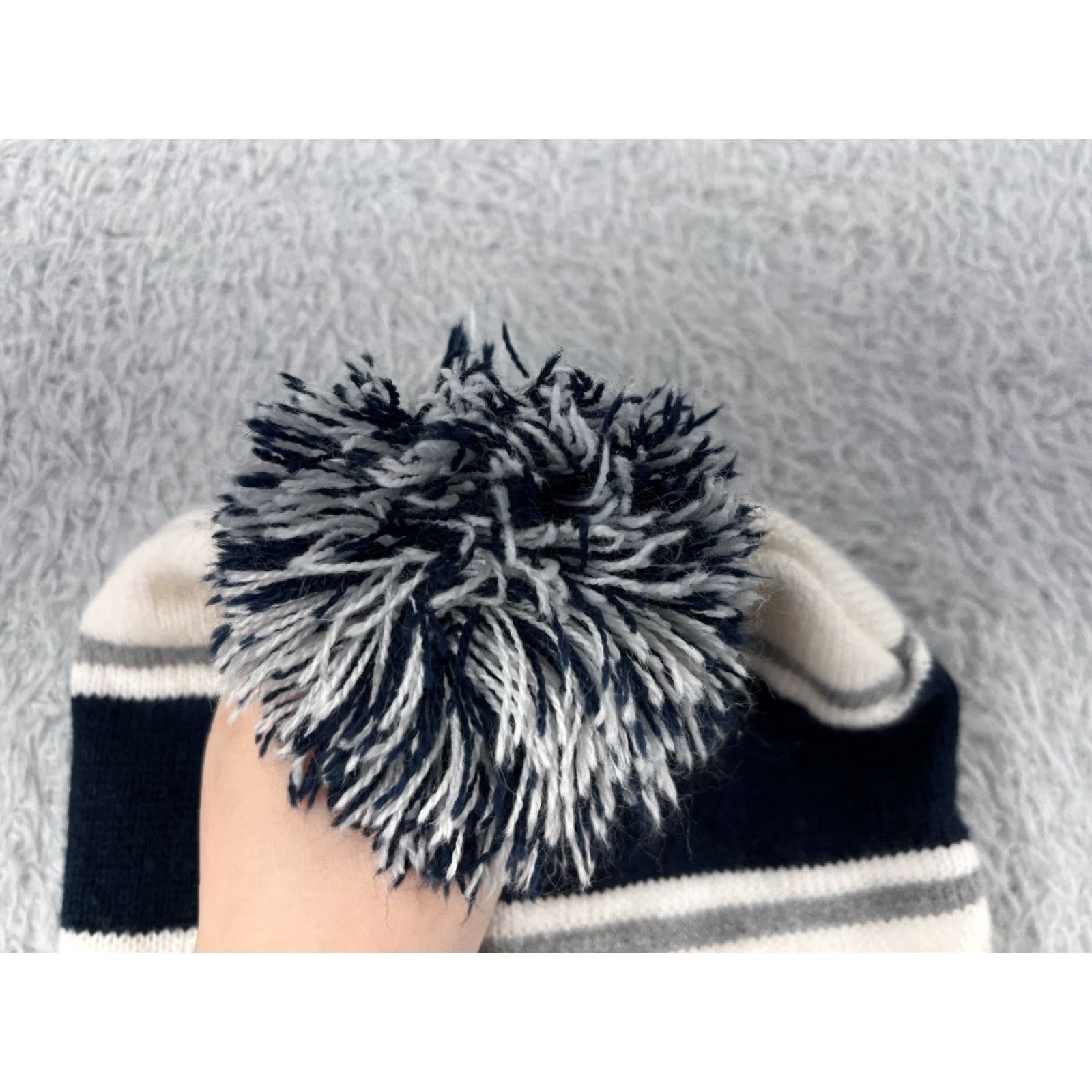 Vintage Utah State Style Hat Adult OS White Blue Beanie Toque Knit Acrylic Made USA Pom Size ONE SIZE - 4 Thumbnail