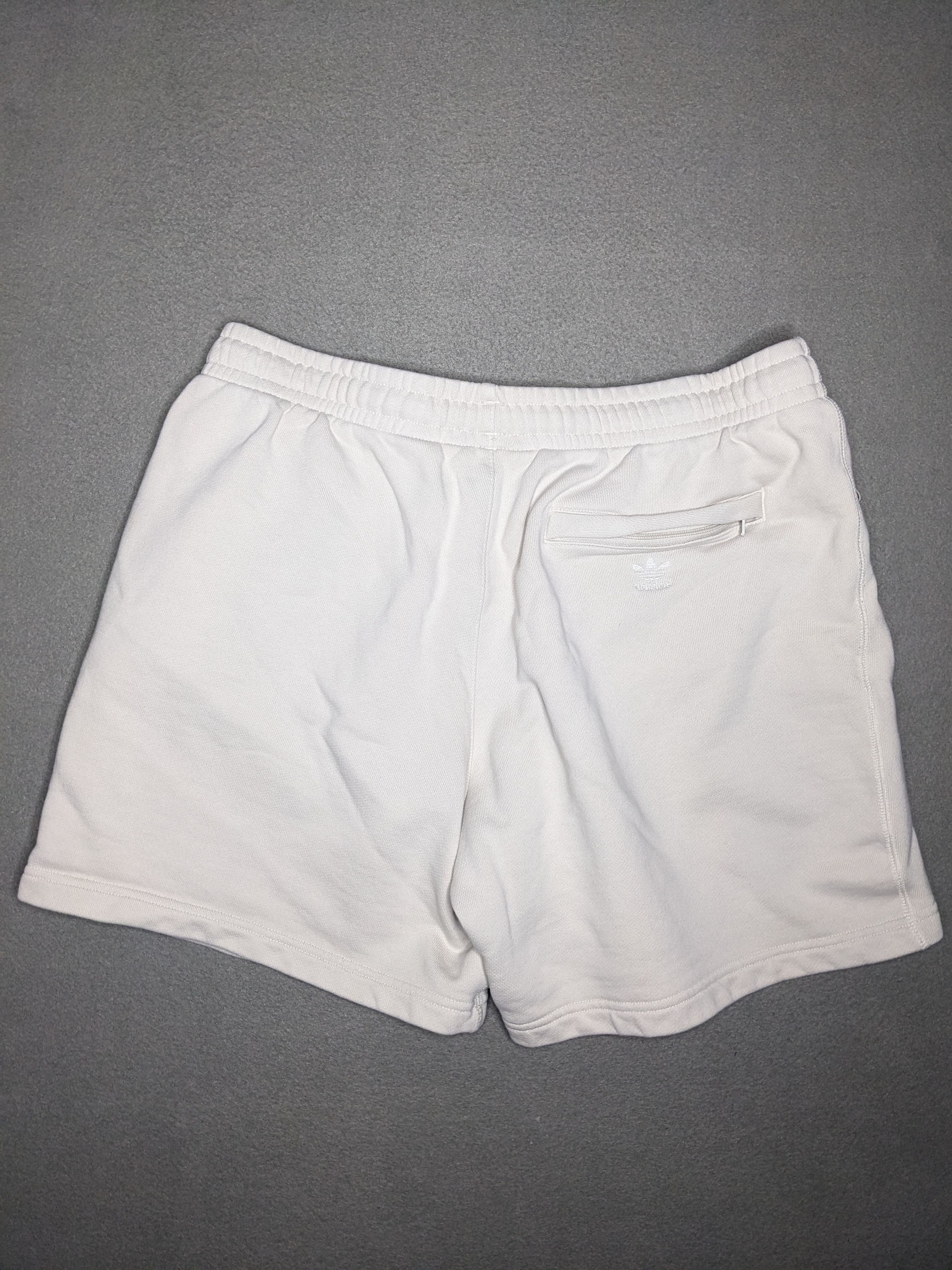 Humanrace Adidas Human Race Pharrell Williams Fleece Shorts Size Large Size US 32 / EU 48 - 7 Thumbnail
