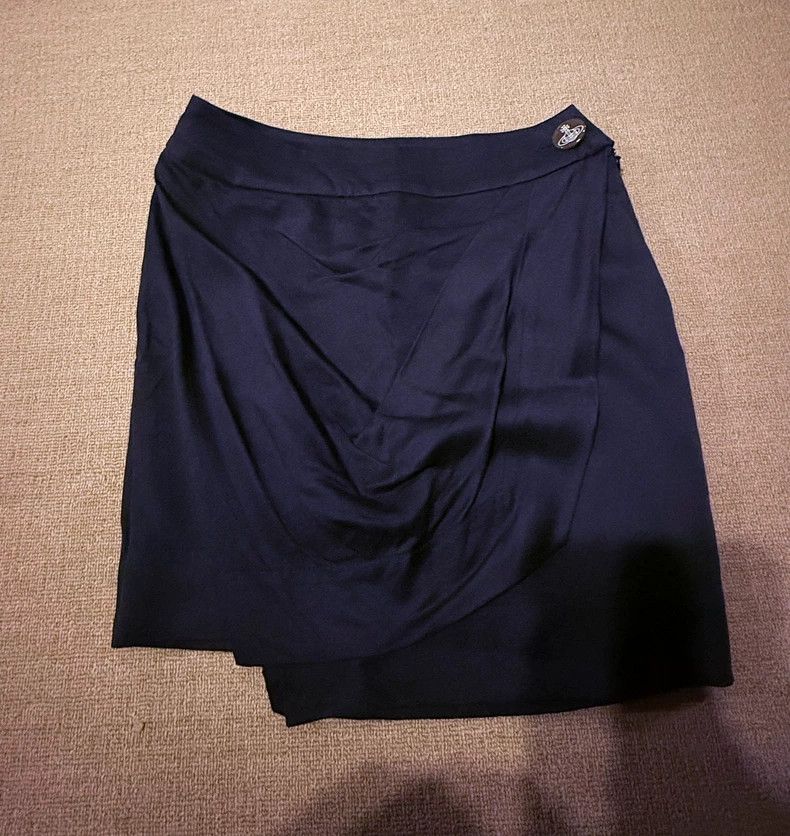 Vivienne Westwood Vivienne Westwood size2 Black bud skirt Size 22" - 1 Thumbnail