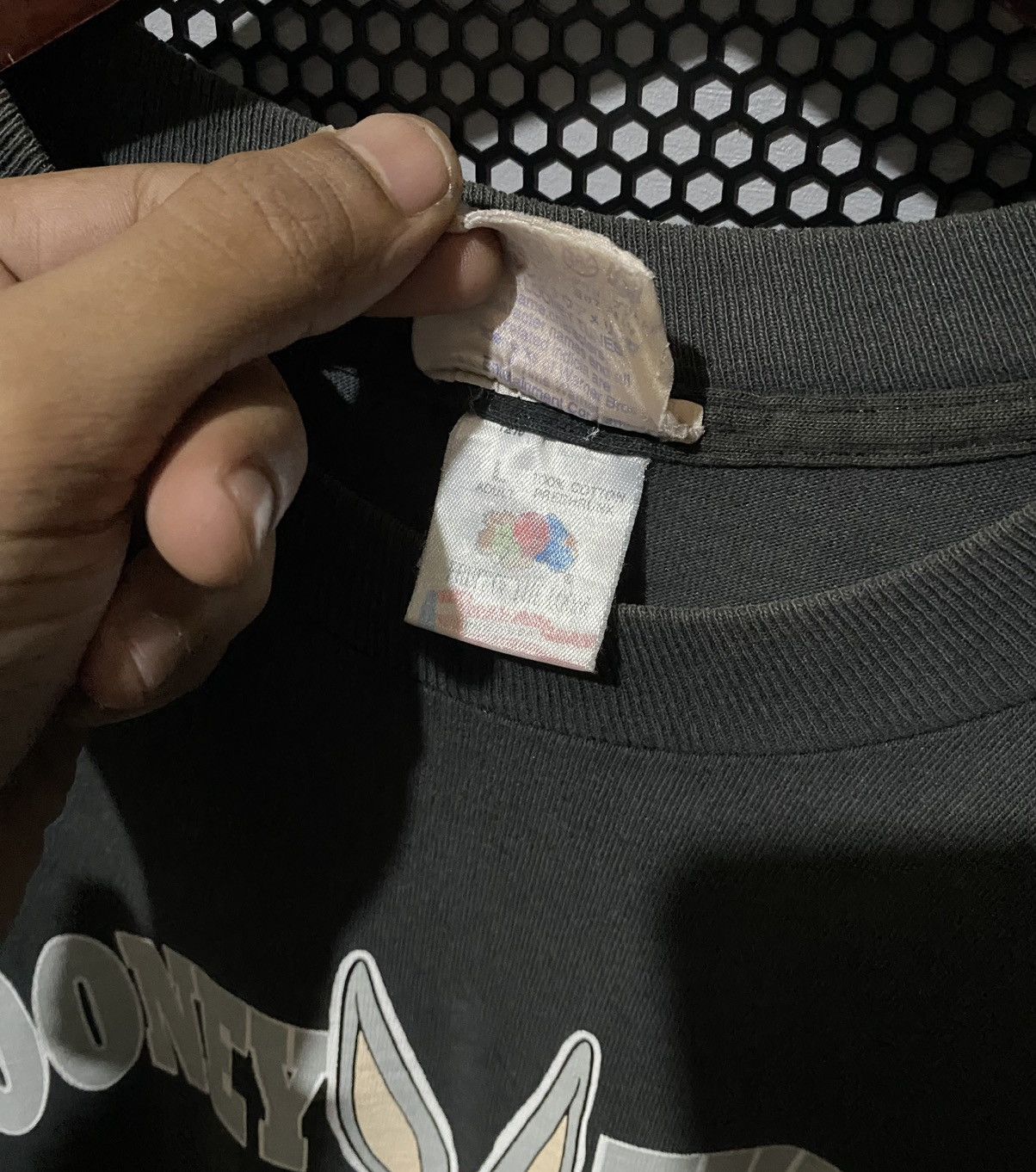 Fruit Of The Loom × Vintage Ac Milan, Juventus, Manchester United looney tunes vtg fotl Size US L / EU 52-54 / 3 - 12 Thumbnail