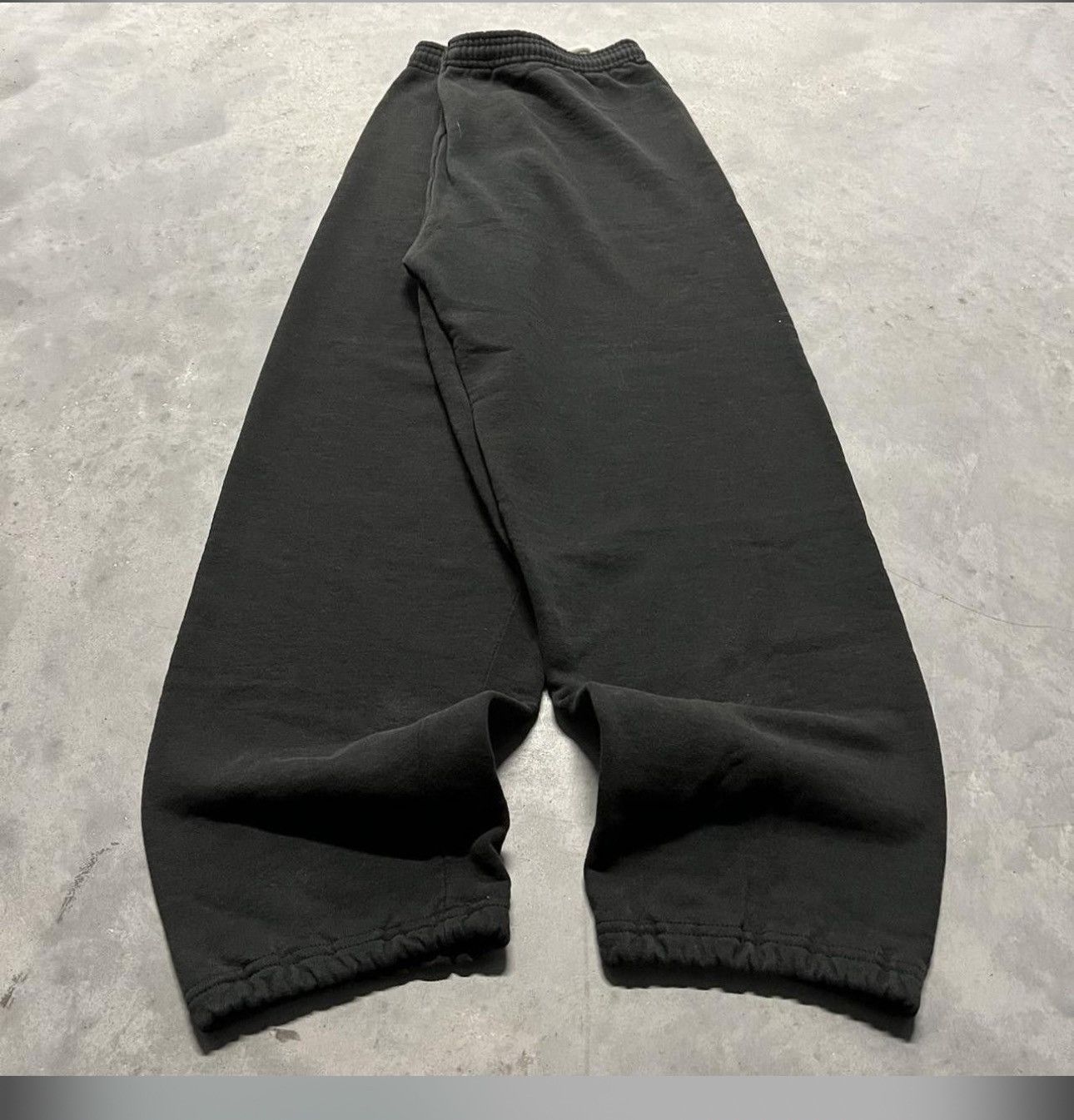 Japanese Brand Black baggy sweatpants Size US 34 / EU 50 - 5 Thumbnail