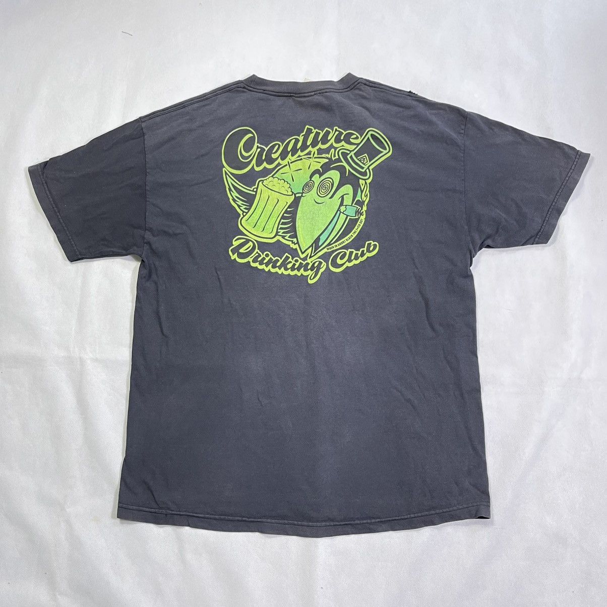 Santa Cruz Skateboards Vintage 90s Creature Skateboard Nhs Distressed Tshirt Size US XL / EU 56 / 4 - 1 Thumbnail