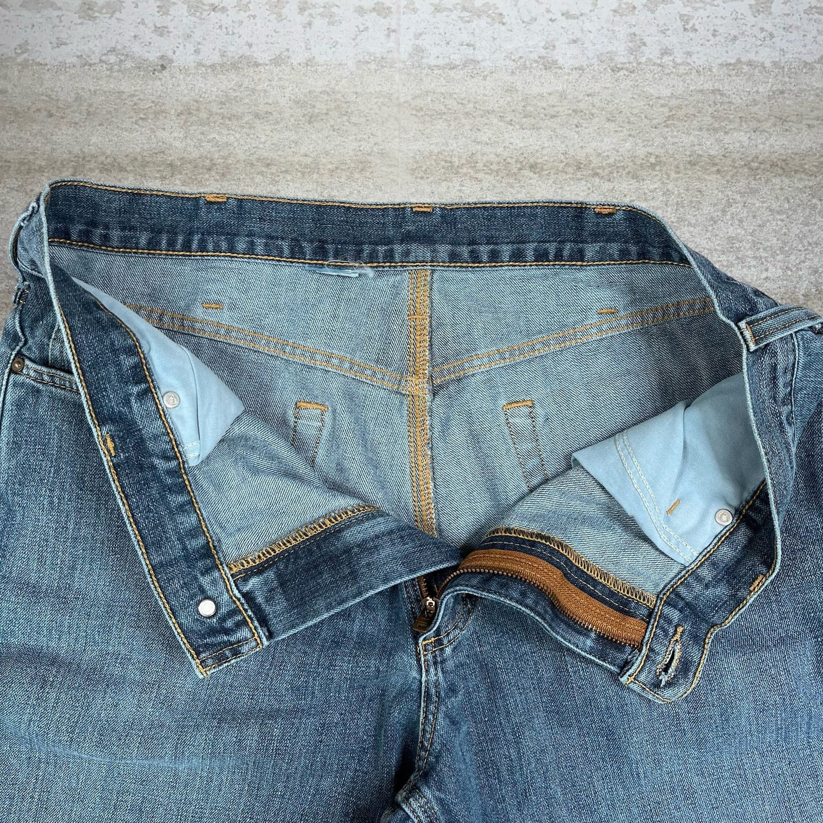 Carhartt × Carhartt Wip × Vintage Vintage Carhartt Jeans Relaxed Fit Medium Wash Work Wear 90s Size US 36 / EU 52 - 4 Thumbnail